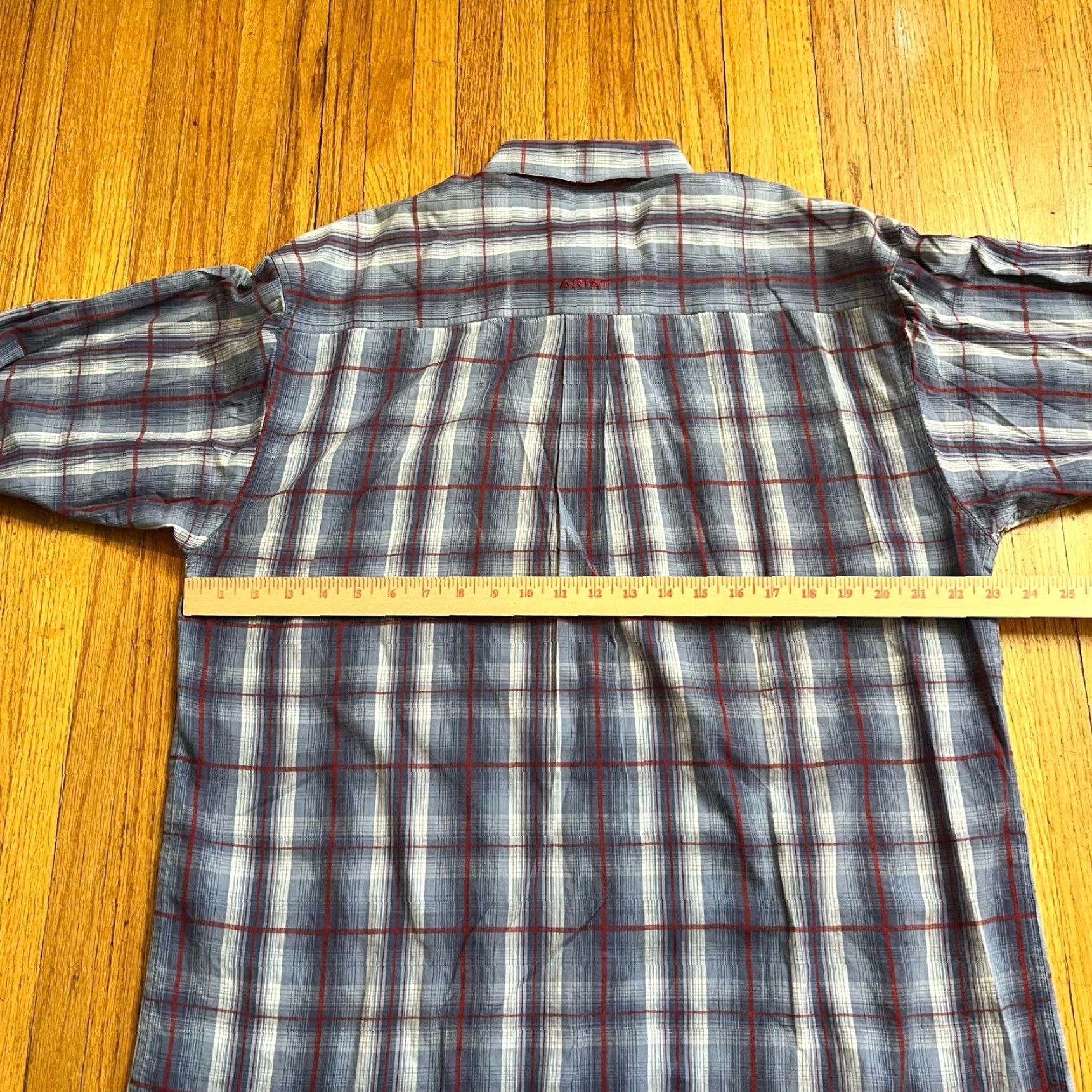 Ariat Ariat Shirt Mens Large Plaid Button Blue Red Long Sleeve Western L Mens Blue Red Plaid Button-Up Shirt Size US L / EU 52-54 / 3 - 5 Thumbnail
