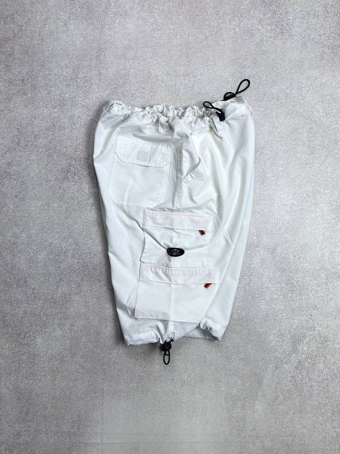 Oakley Vintage Oakley Archival Cargo Shorts Jorts Y2K L Size US 34 / EU 50 - 2 Thumbnail