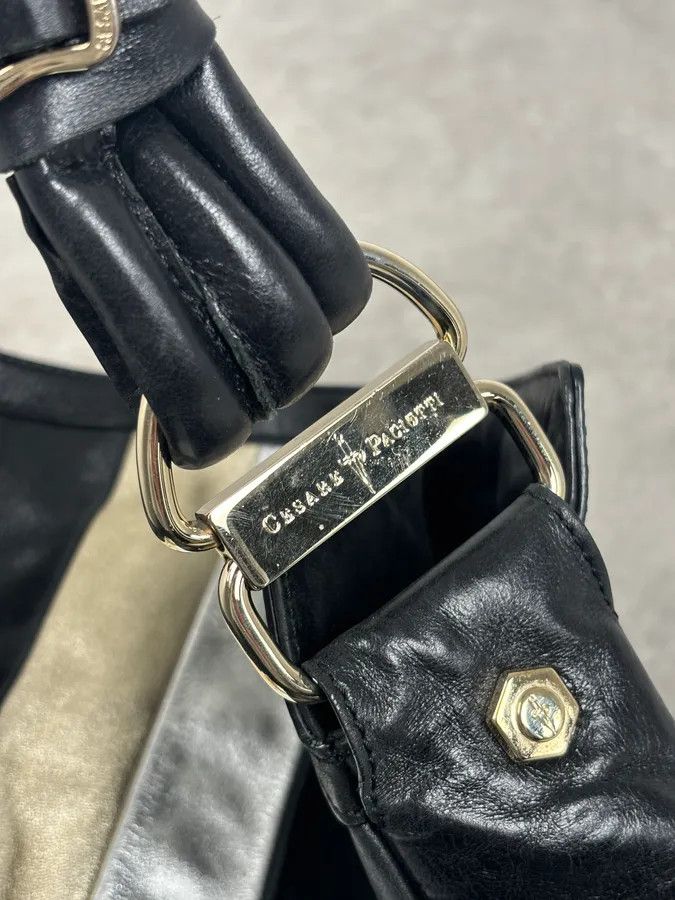 Vintage Cesare Paciotti Black Gold Stripe Leather Shoulder Bag Size ONE SIZE - 11 Thumbnail