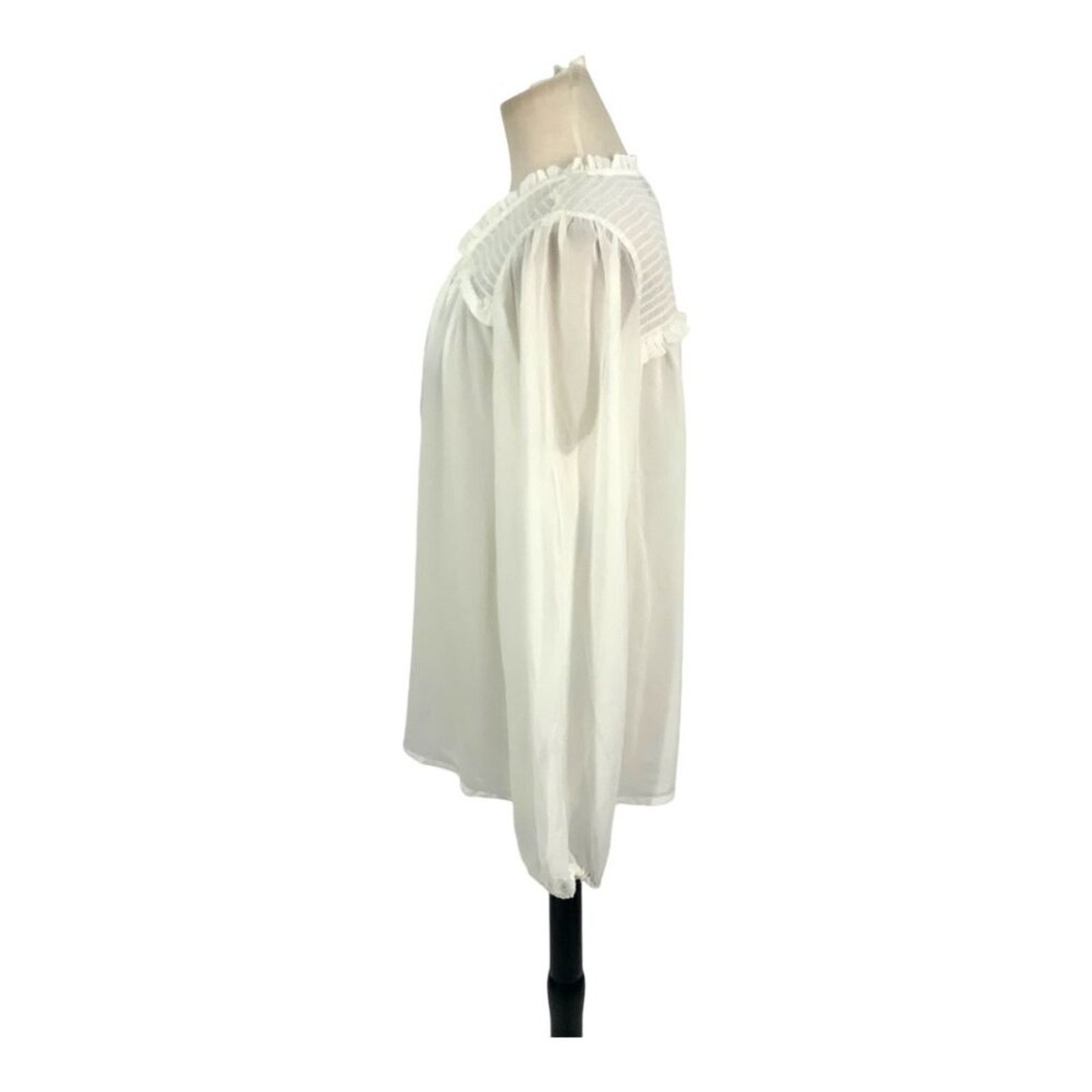 Laundry by Shelli Segal Laundry by Shelli Segal White Blouse Small NWOT $89 MSRP Size S / US 4 / IT 40 - 5 Thumbnail