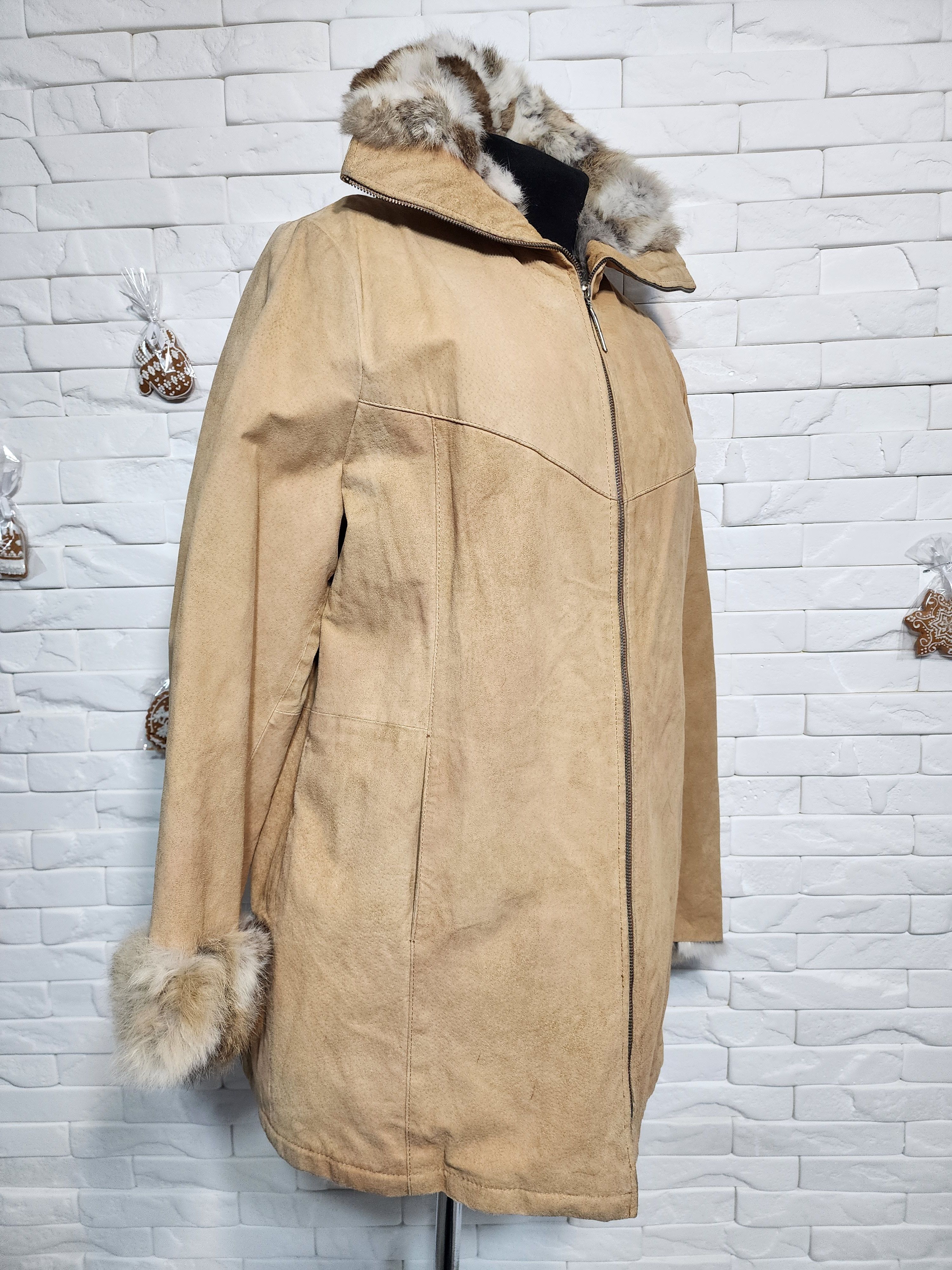 Other Brown Fur Coat: Genuine Fur. Women's Warm Suede Jacket. Size XL / US 12-14 / IT 48-50 - 2 Thumbnail