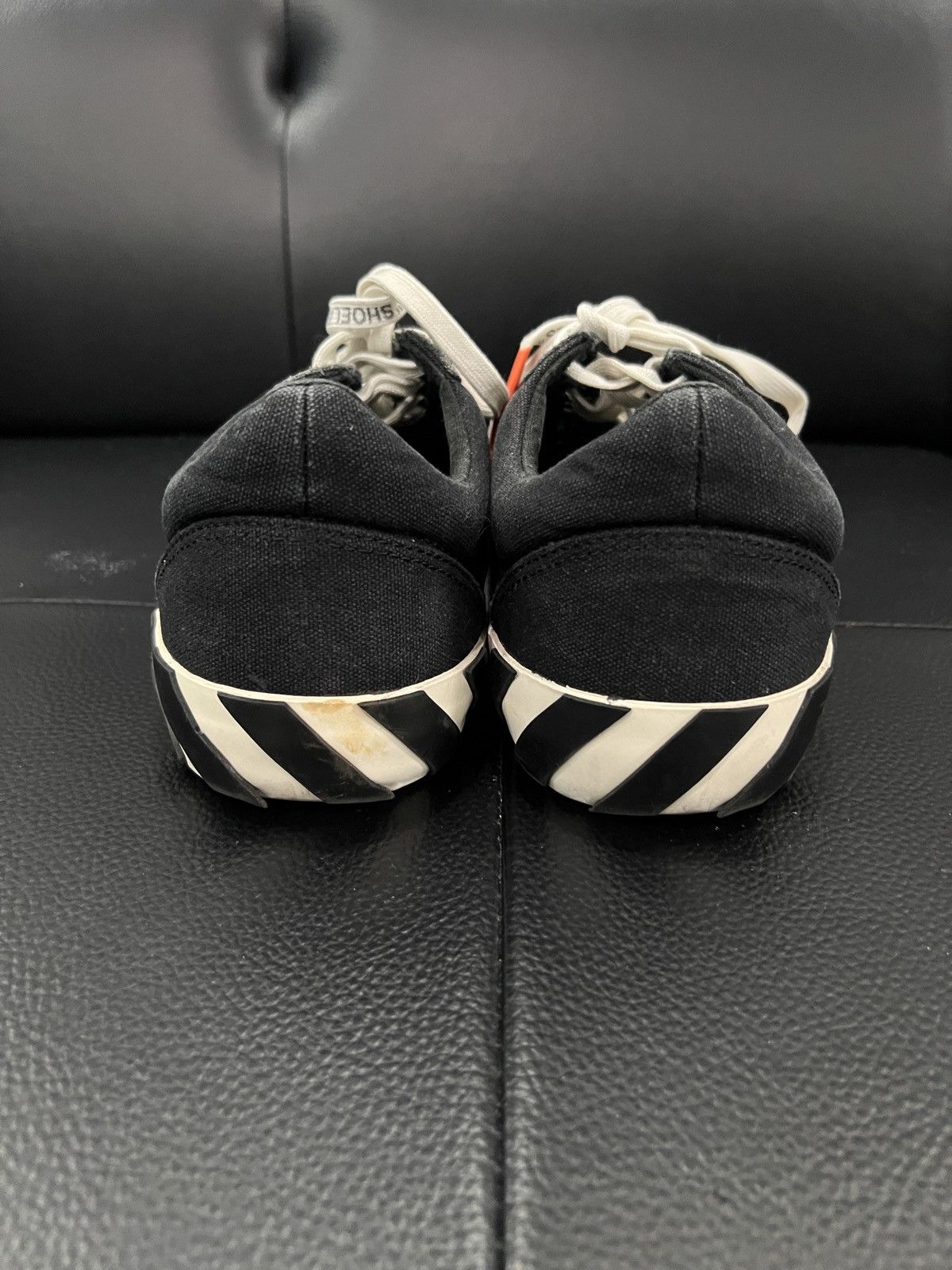 Off-White Off-White by Virgil Abloh SS18 Arrow Canvas Sneakers Size US 7.5 / EU 40-41 - 6 Thumbnail
