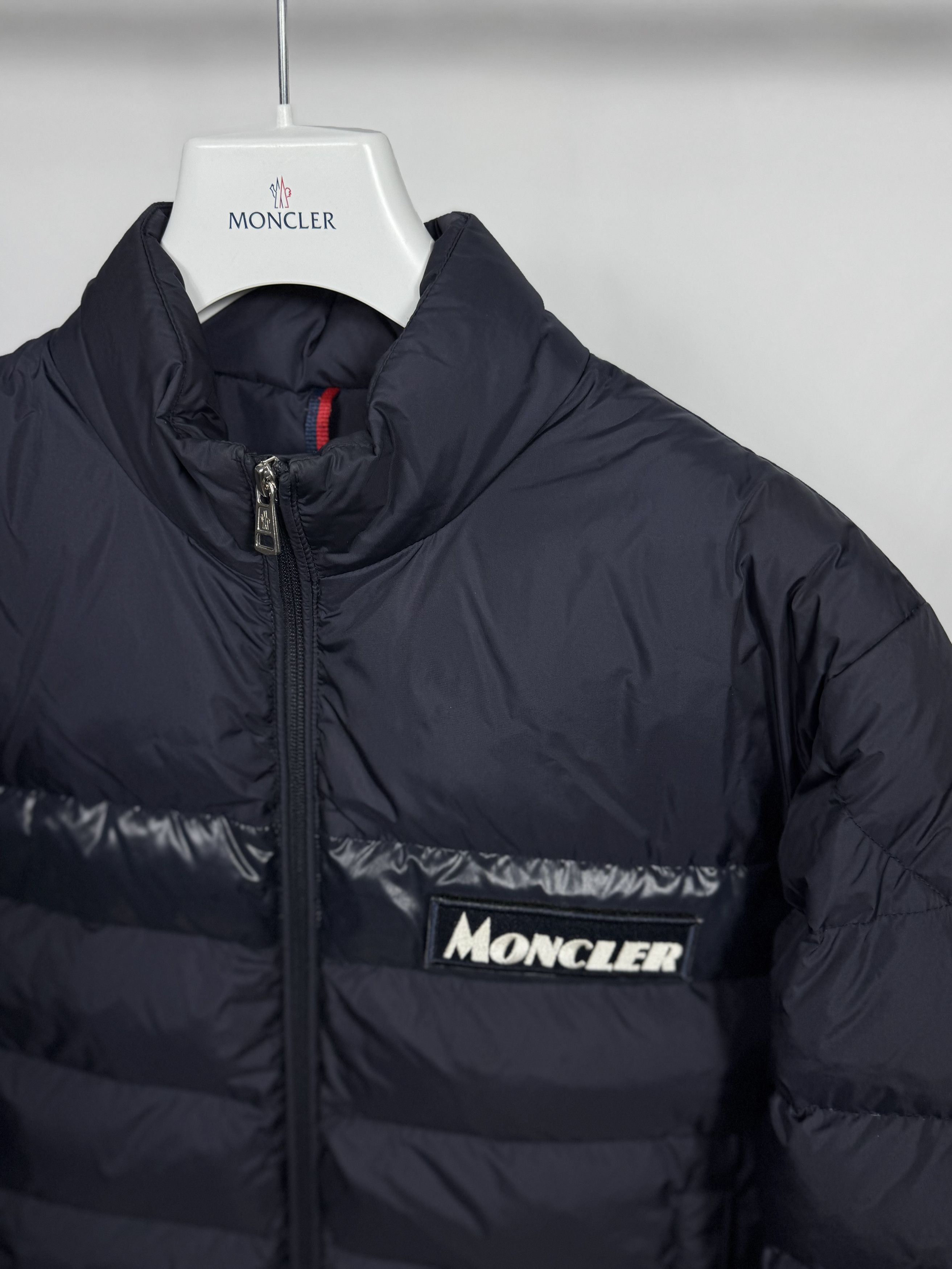 Moncler Moncler Servieres Jacket Size US L / EU 52-54 / 3 - 2 Thumbnail
