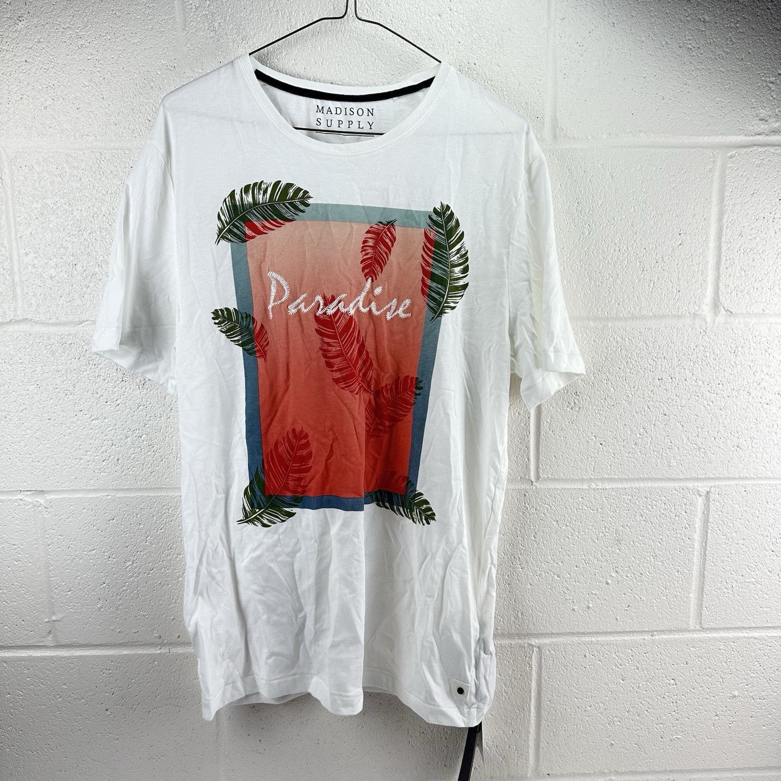 Madison Supply Madison Supply White T Shirt, Paradise Embroidery, Print, L Size US L / EU 52-54 / 3 - 4 Thumbnail