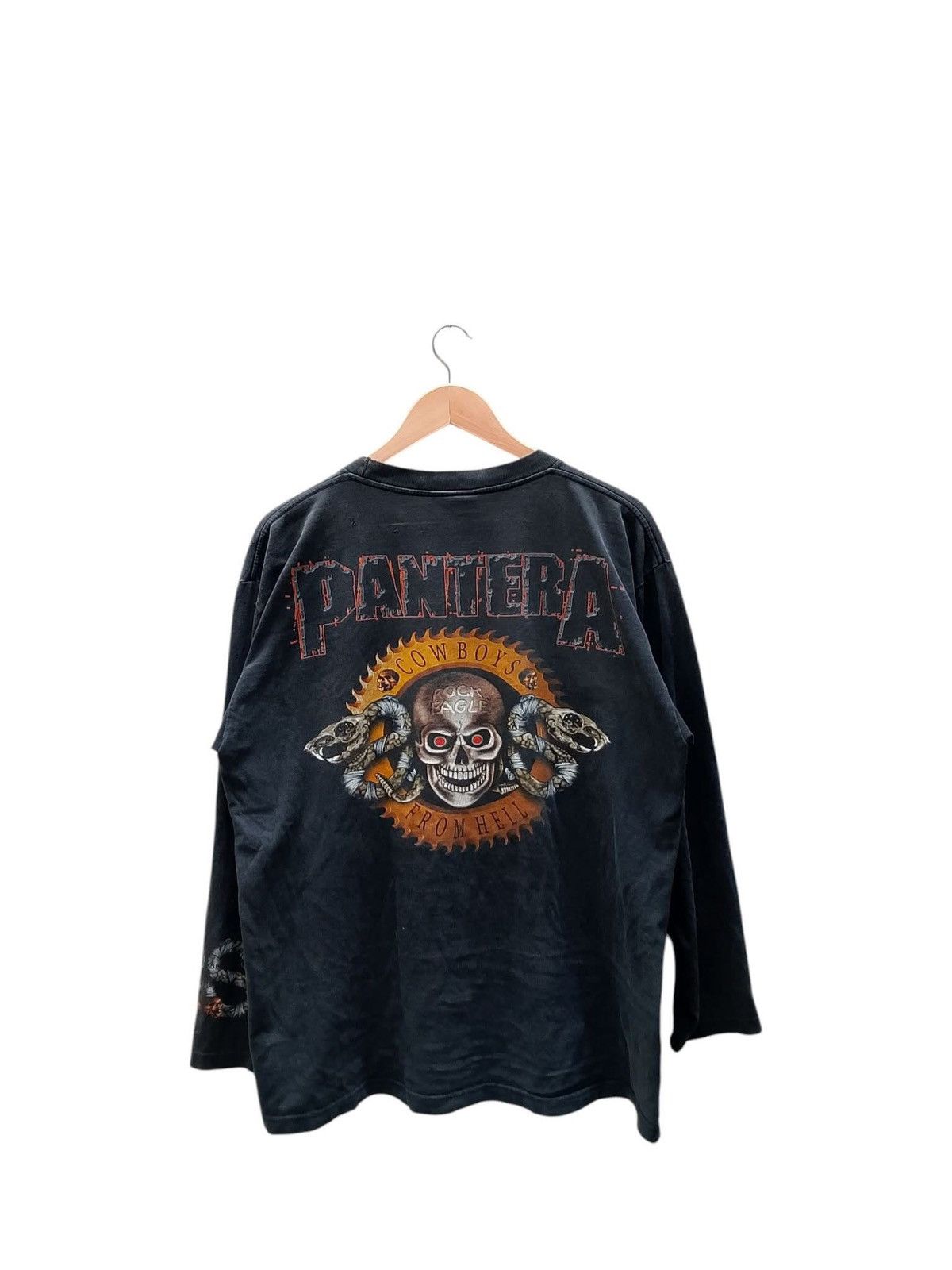 Band Tees 🔥 Pantera “Cowboys From Hell” Skull Snake Distressed LS Tee Size US M / EU 48-50 / 2 - 8 Thumbnail