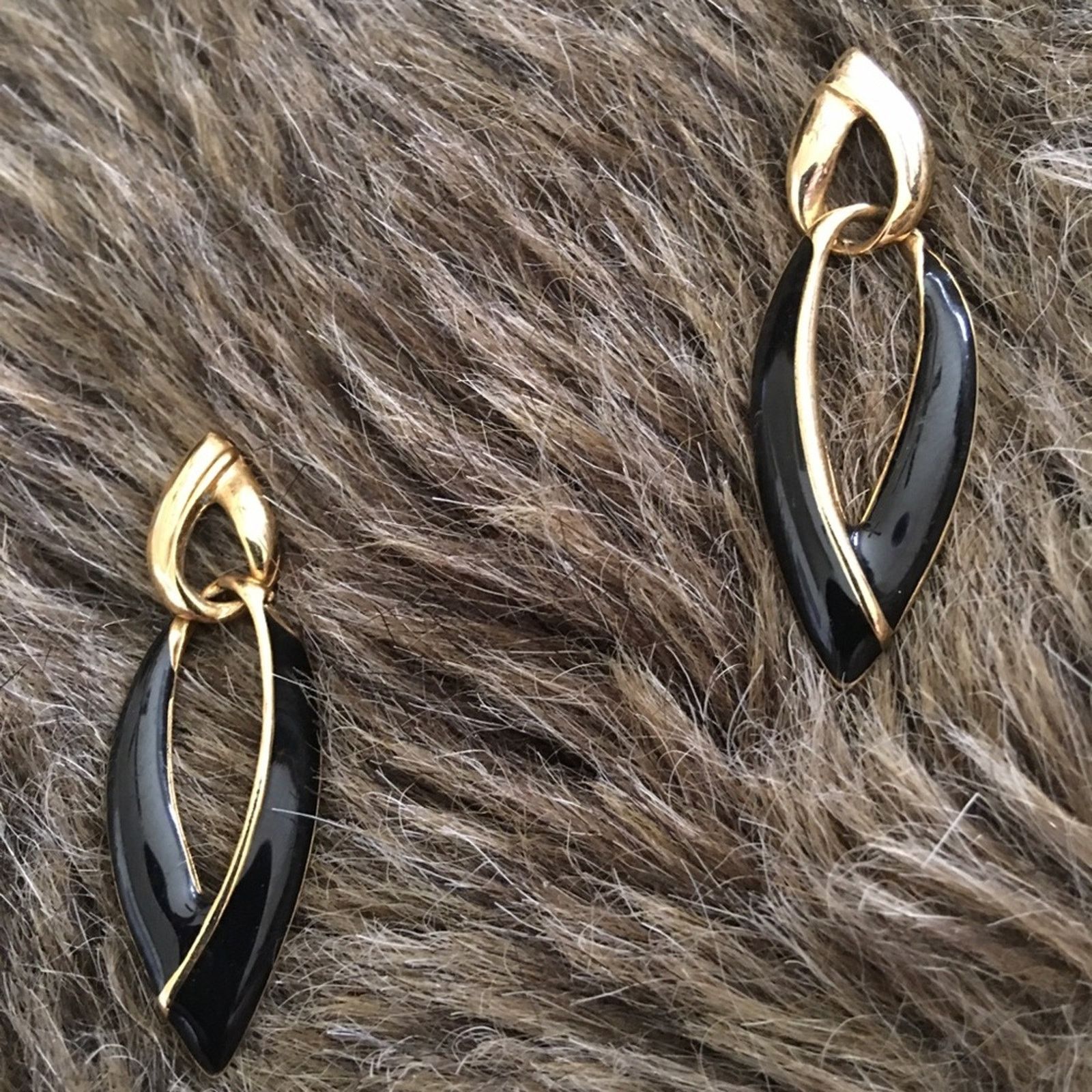 Vintage Vintage 80s gold tone black enamel earrings Size ONE SIZE - 2 Thumbnail