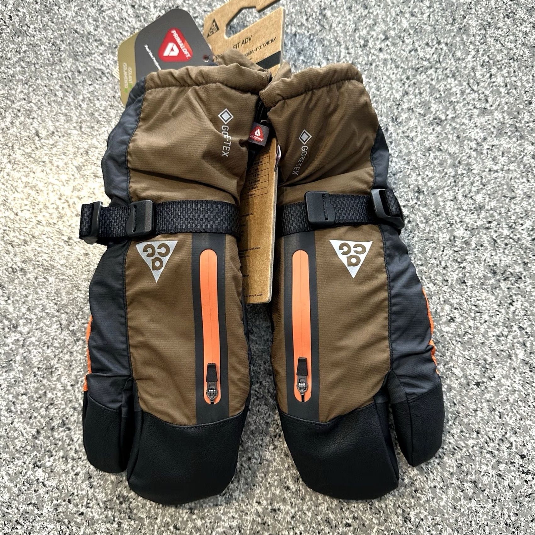 Nike Nike ACG Therma-FIT ADV Split Mittens Gore Tex Size XS Brown FZ6793-236 Men Size ONE SIZE - 4 Thumbnail
