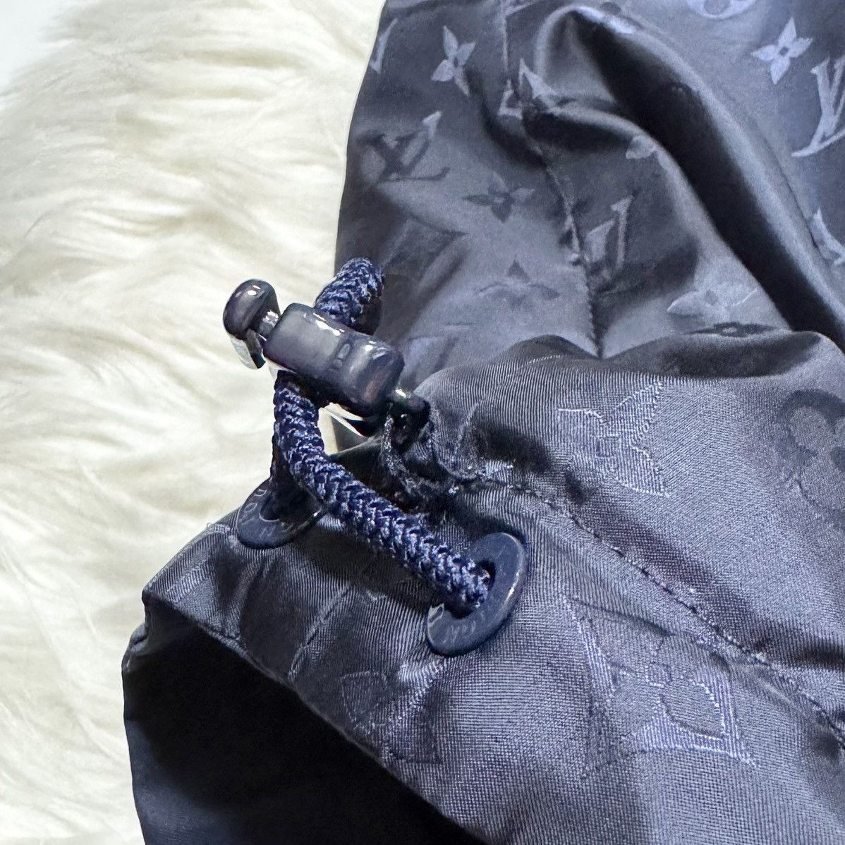 Louis Vuitton Louis Vuitton Monogram Reversible Nylon Jacket Size US XL / EU 56 / 4 - 23 Thumbnail
