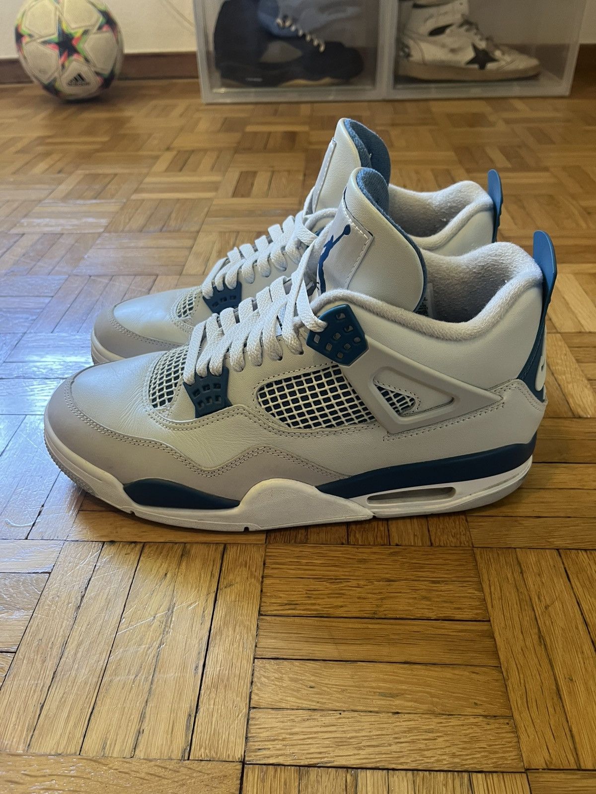 Jordan Brand Jordan 4 Military Blue 2024 Size US 10 / EU 43 - 7 Thumbnail