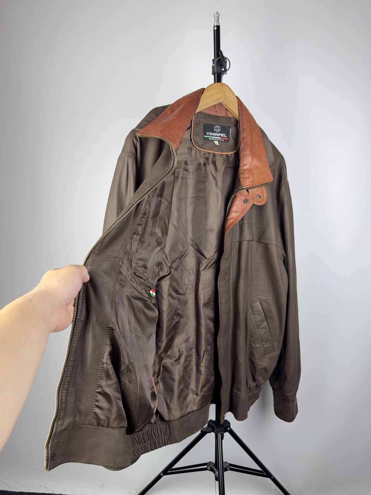Other Vintage 90s VIMAPEL Leather Bomber Jacket Made in Italy 52 Size US L / EU 52-54 / 3 - 7 Thumbnail