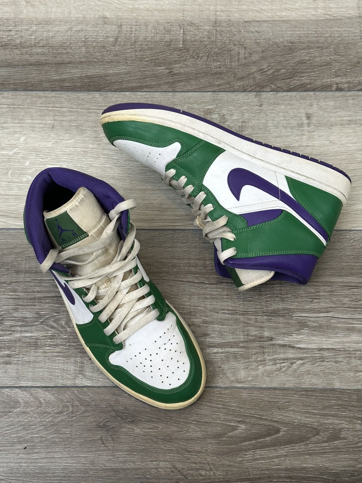 Jordan Brand × Nike RARE Jordan 1 Mid " Incredible Hulk " Sz. 9.5 Purple + Green Size US 9.5 / EU 42-43 - 7 Thumbnail