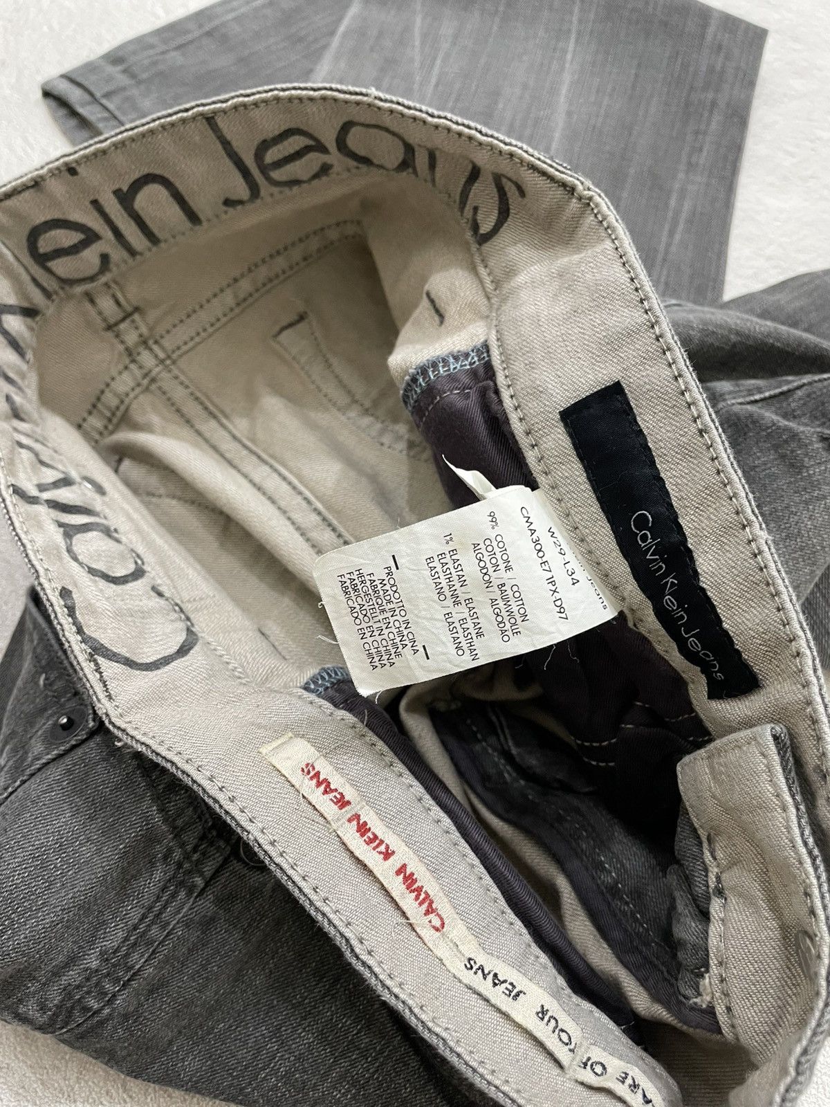 Le Grande Bleu (L.G.B.) Calvin Klein Jeans Gray Denim Pants Straight Leg Y2K Style Size US 29 - 4 Thumbnail