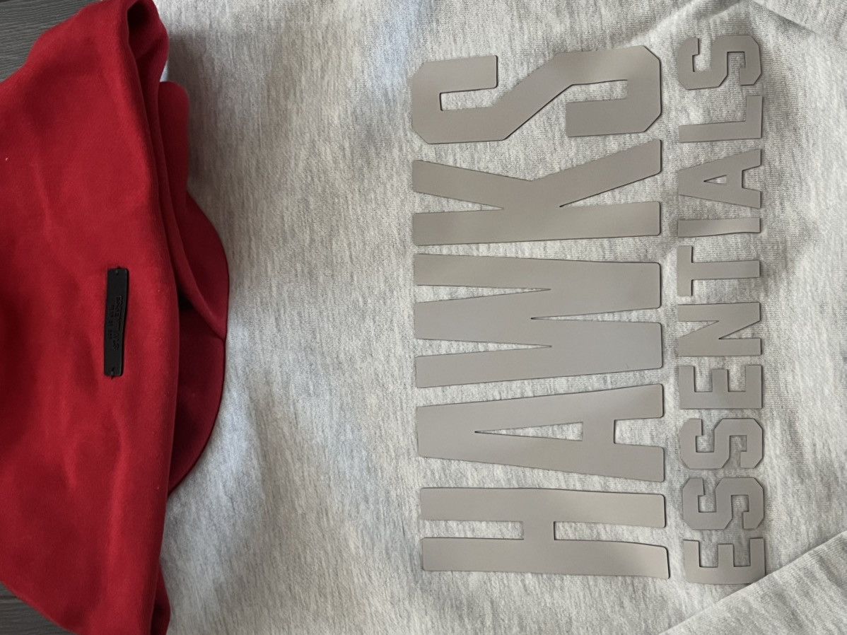 Essentials × NBA Fear of God Essentials NBA Hoodie Hawks light heather Size US L / EU 52-54 / 3 - 3 Thumbnail