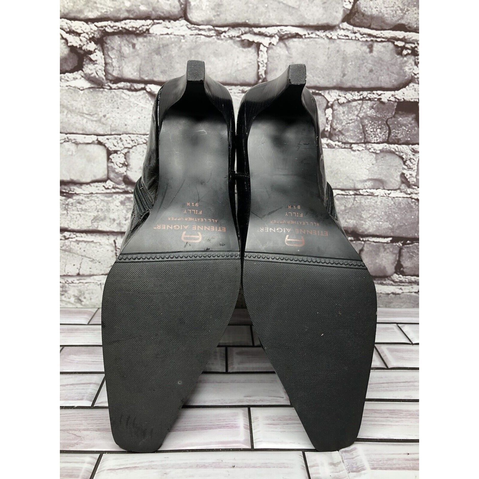 Aigner Etienne Aigner Filly Black Patent Leather Side Zipper Heel B Size US 9.5 / IT 39.5 - 13 Thumbnail