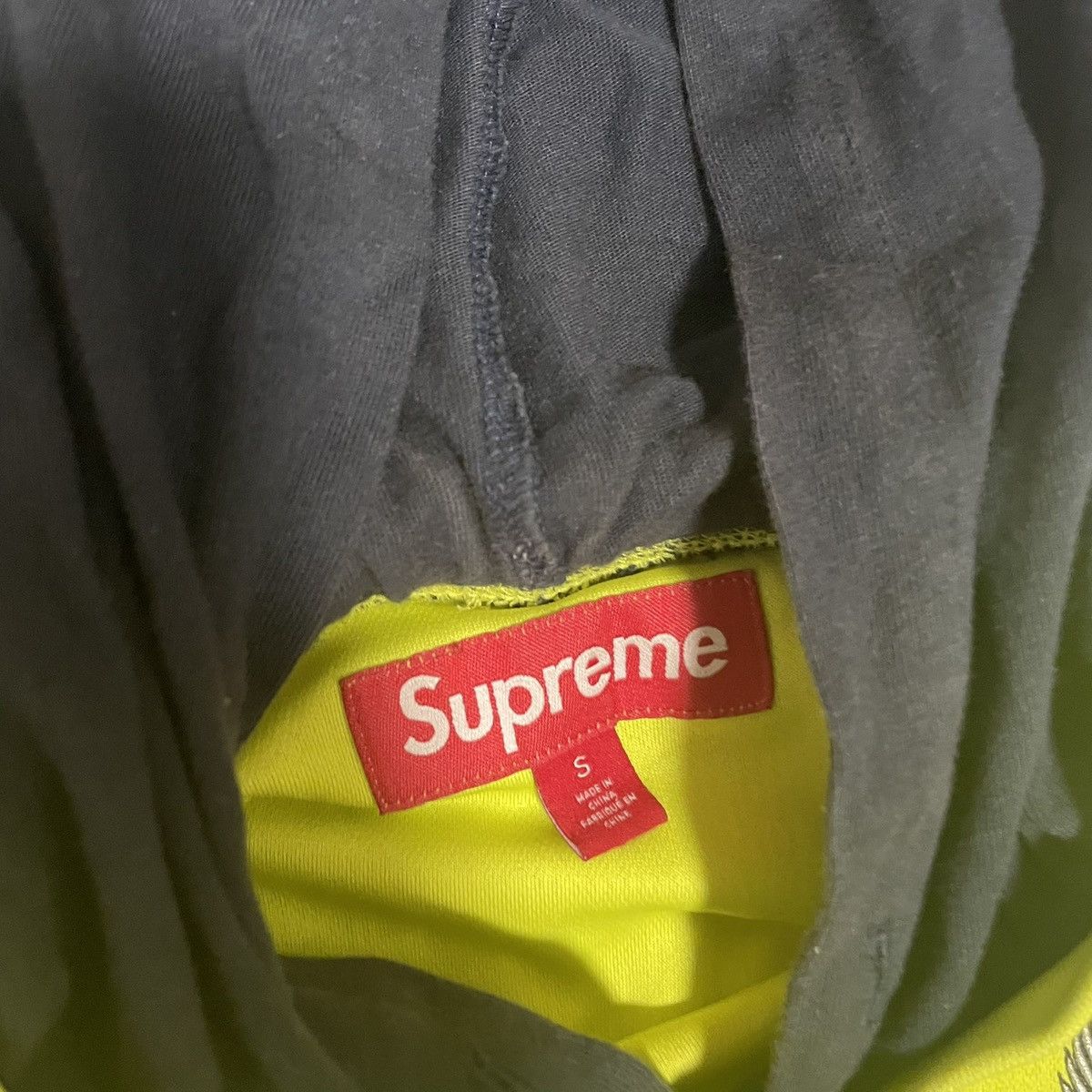 Supreme supreme soccer hoodie size small Size US S / EU 44-46 / 1 - 3 Thumbnail