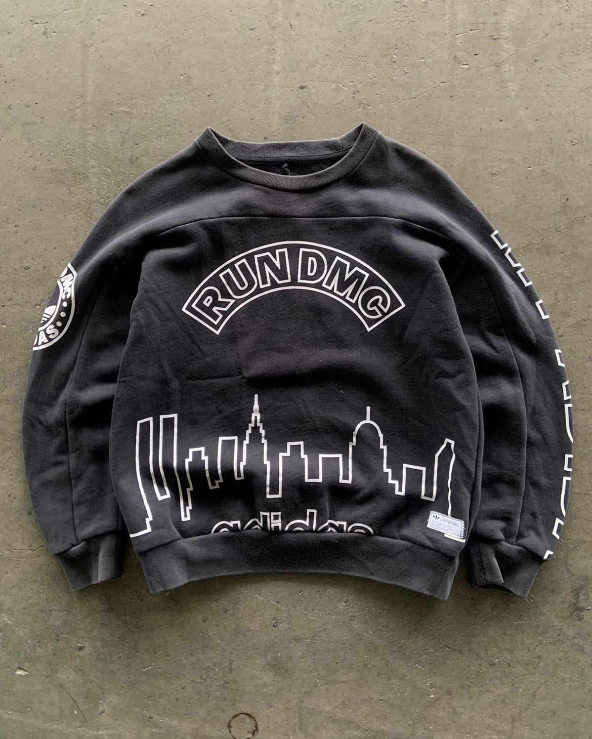 Adidas × RUN DMC Rare Adidas x Run Dmc Crewneck Size US M / EU 48-50 / 2 - 2 Thumbnail