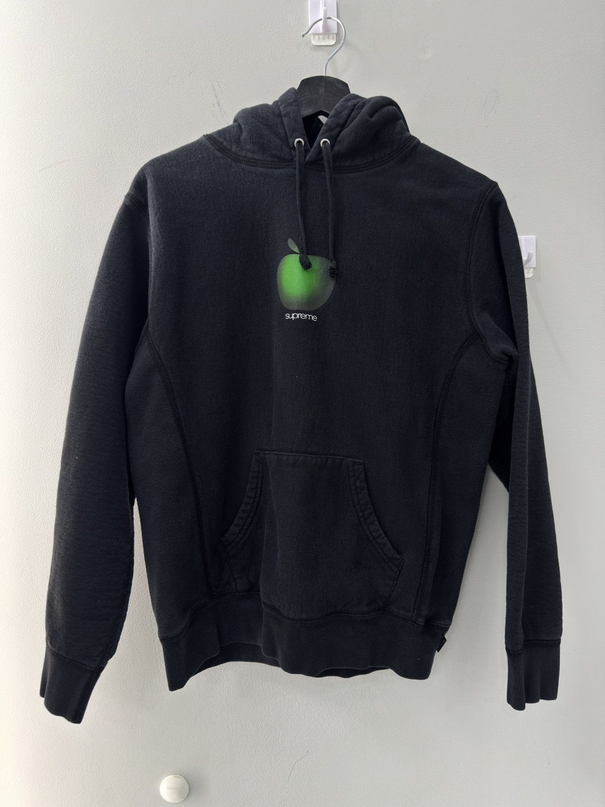 Supreme Supreme Green Apple Pullover Hoodie Size US S / EU 44-46 / 1 - 1 Thumbnail