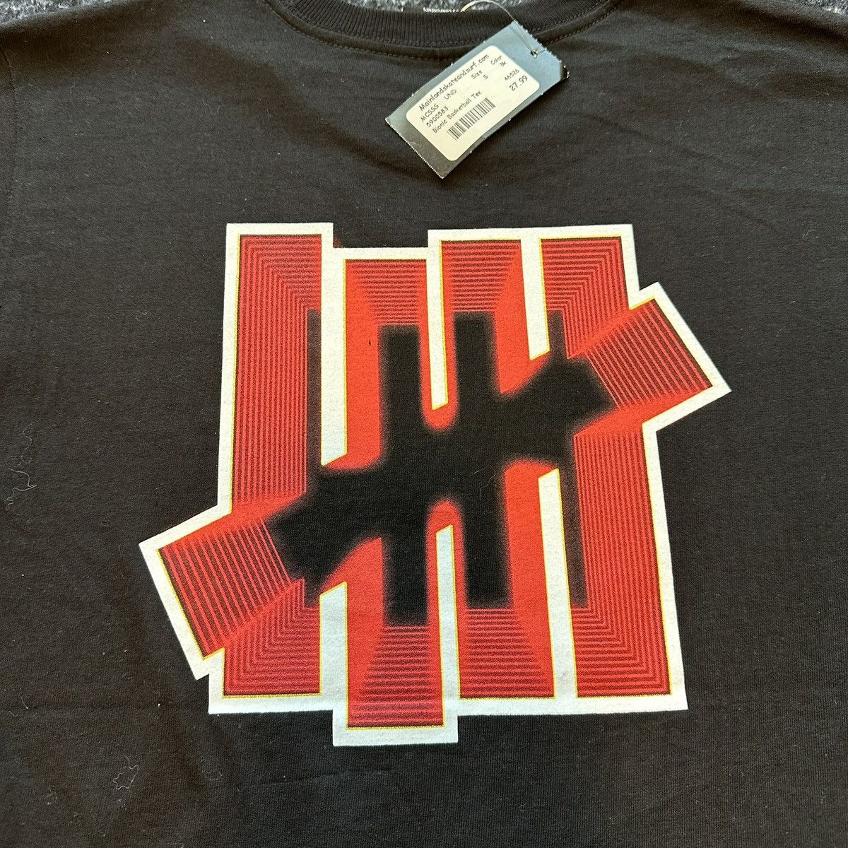 Undefeated Undefeated Bionic Basketball Graphic Tee Black Red Brand New Size US S / EU 44-46 / 1 - 3 Thumbnail