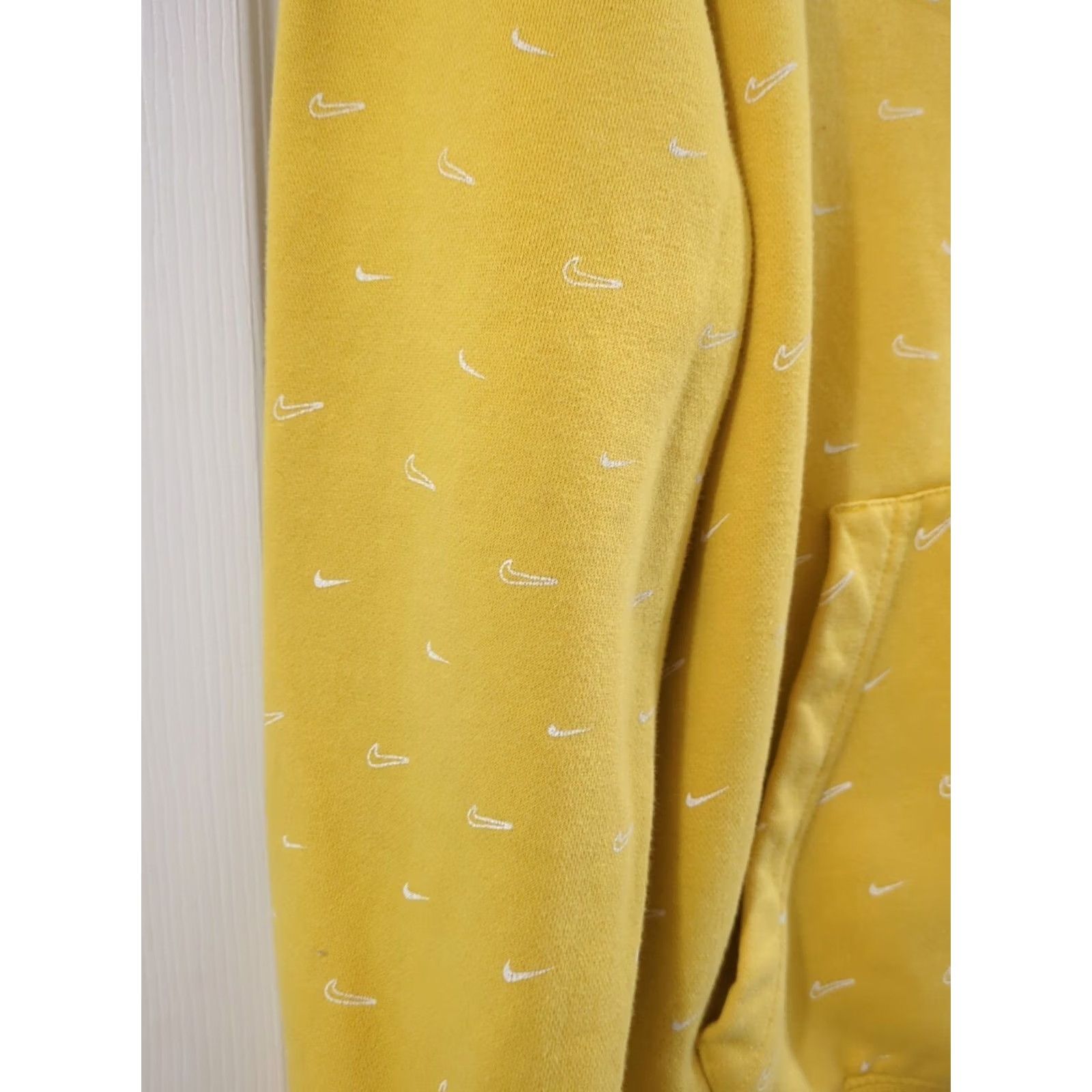 Nike NIKE Sweatshirt Large Embroidered Sign Yellow Hoodie Nike Sportswear Unisex Adults" Size US L / EU 52-54 / 3 - 4 Thumbnail
