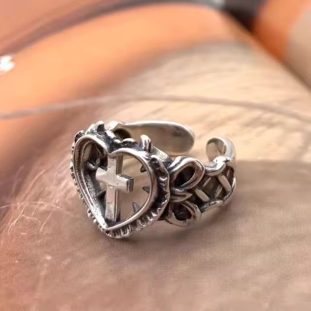 Jewelry Gothic Death Cross Heart Ring Size ONE SIZE - 7 Thumbnail