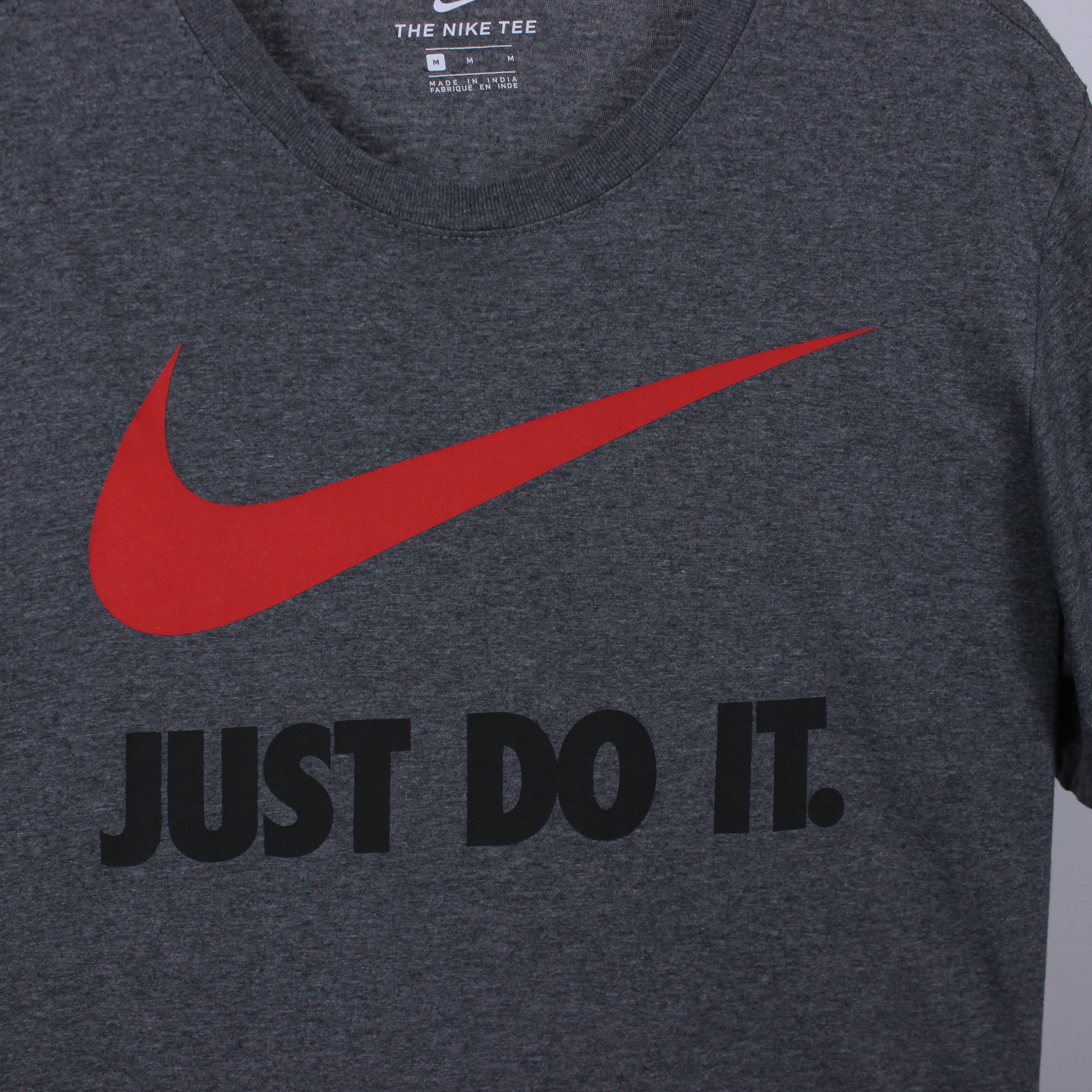 Nike Nike t shirt men cotton logo M L Size US L / EU 52-54 / 3 - 4 Thumbnail