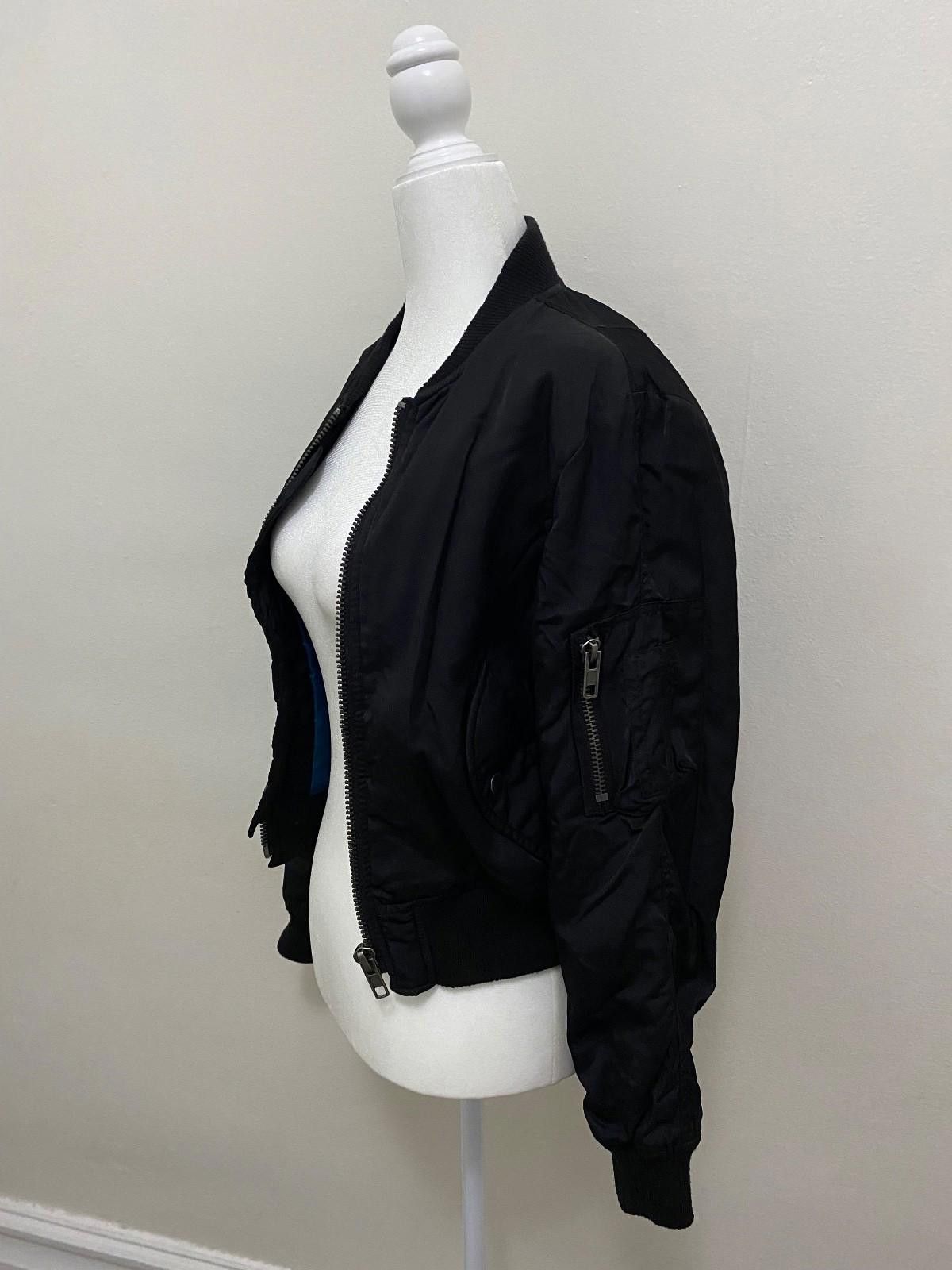Other DIVIDED BY H&M Bomber Jacket in Black (US 6) Size M / US 6-8 / IT 42-44 - 2 Thumbnail