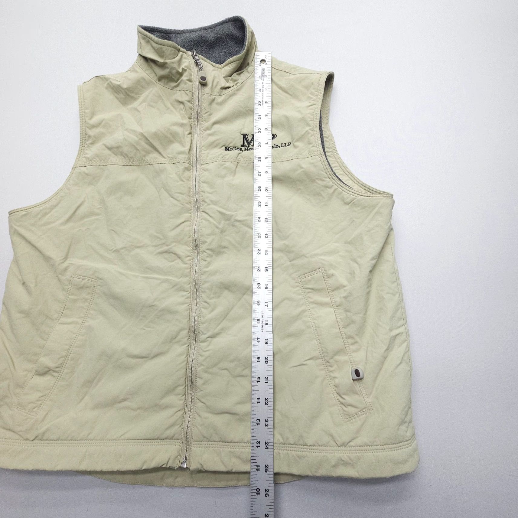 Vintage LL Bean Fleece Lined Winter Vest Mens Large Khaki Outdoor Travel Work Vest L.L. Bean Beige Regular Logo Mid-Length Zip Lined Solid Outdoor Vest Mens Size US L / EU 52-54 / 3 - 5 Thumbnail
