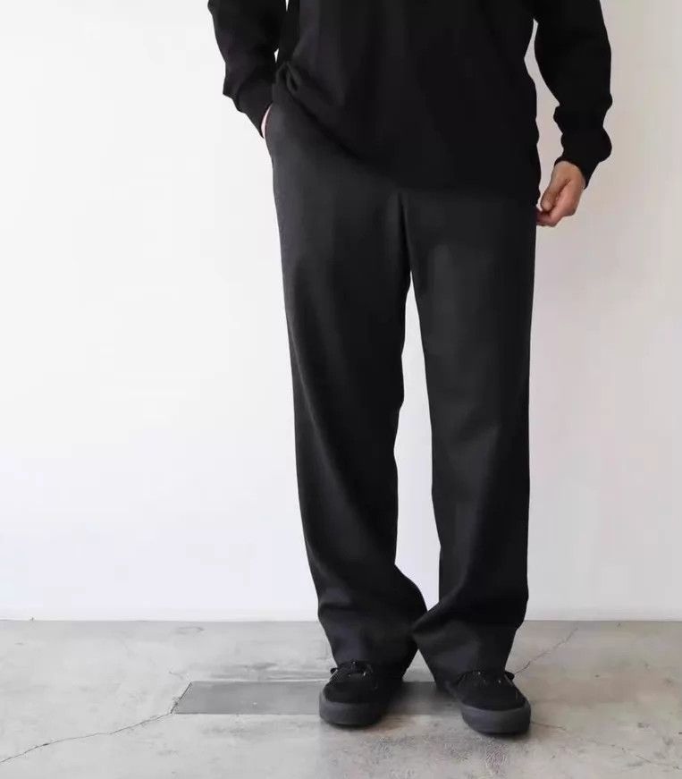 Comoli comoli wool serge pants rare charcoal black 3 new with tags Size US 34 / EU 50 - 1 Thumbnail