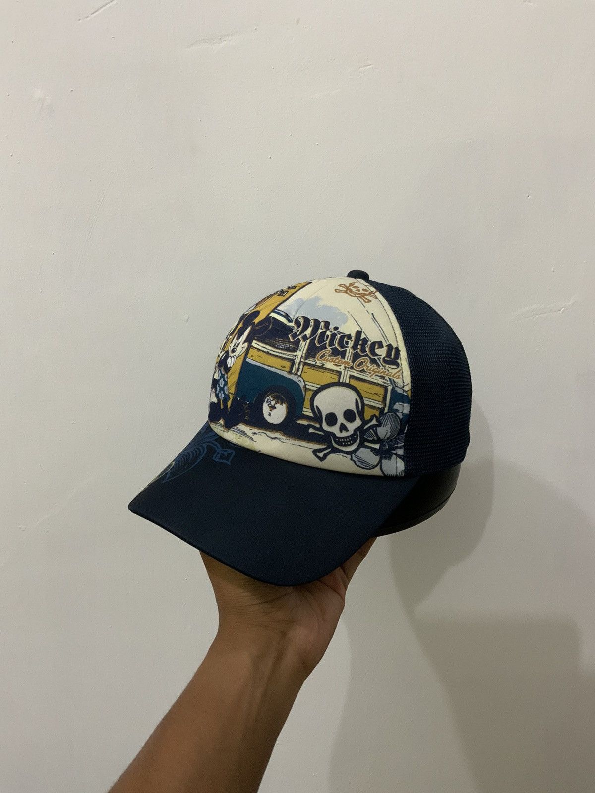 Disney Mickey Mouse Disney Trucker Hat Size ONE SIZE - 1 Thumbnail