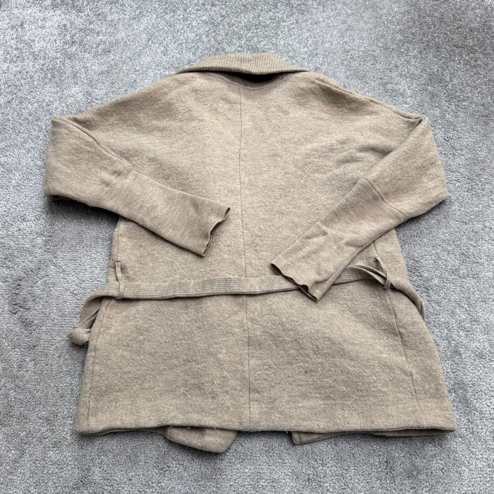 Club Monaco VINTAGE Club Monaco Wool Belted Cardigan Sweater Womens Small Wrap Coat Oatmeal Knit Size S / US 4 / IT 40 - 2 Thumbnail