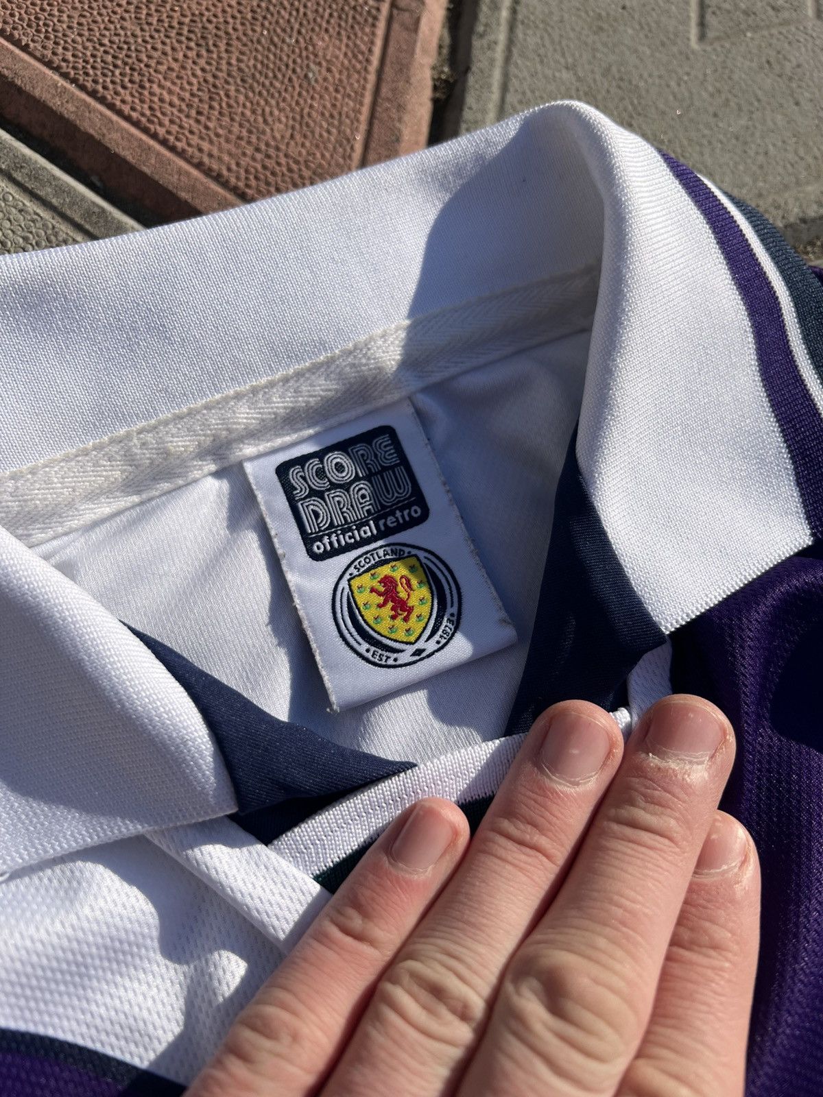 Umbro × Vintage 1993/1996 VINTAGE UMBRO SCOTLAND NATIONAL TEAM AWAY FOOTBALL Size US M / EU 48-50 / 2 - 5 Thumbnail