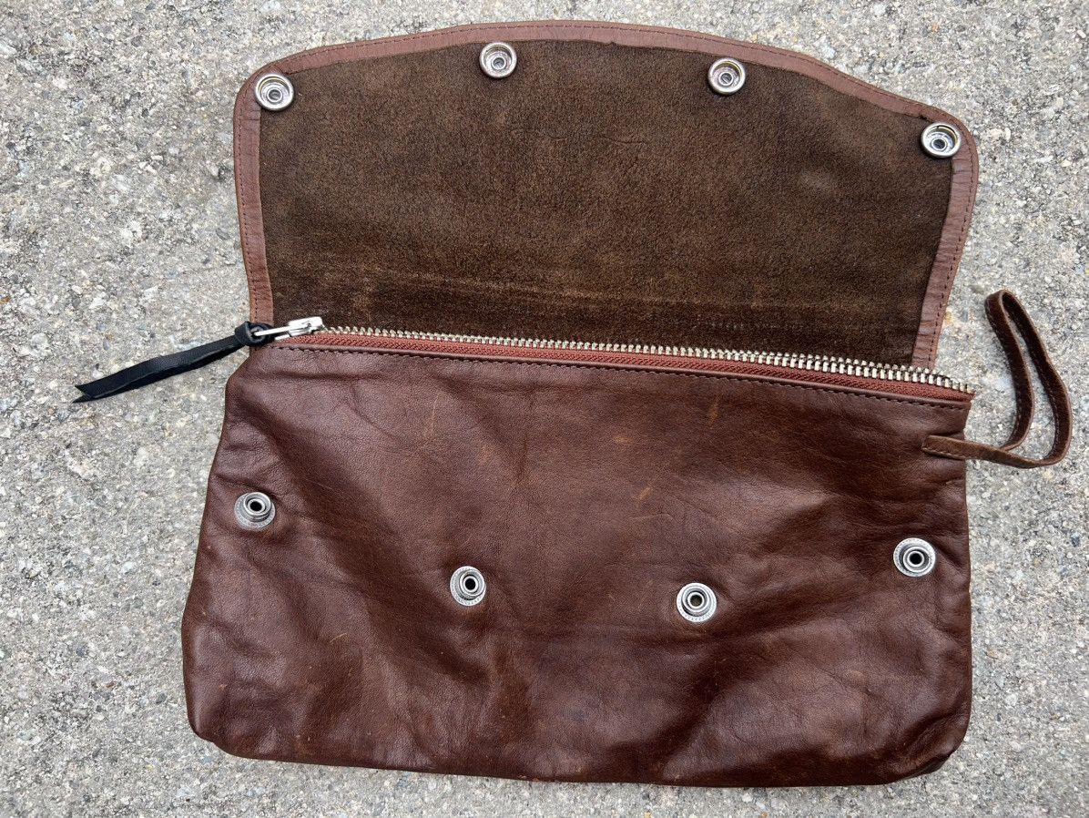 Leather Far Eastern Enthusiast Japan Patina Leather Clutch Bag Size ONE SIZE - 13 Thumbnail