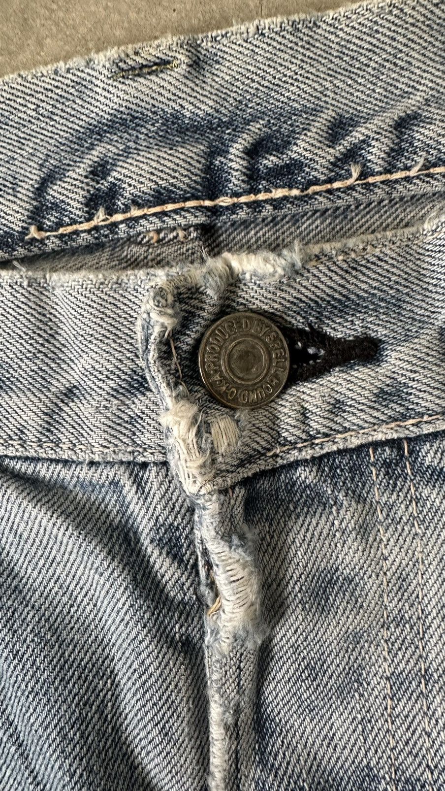 Spellbound VINTAGE SPELLBOUND DISTRESSED SELVEDGED DENIM PANT Size US 32 / EU 48 - 7 Thumbnail