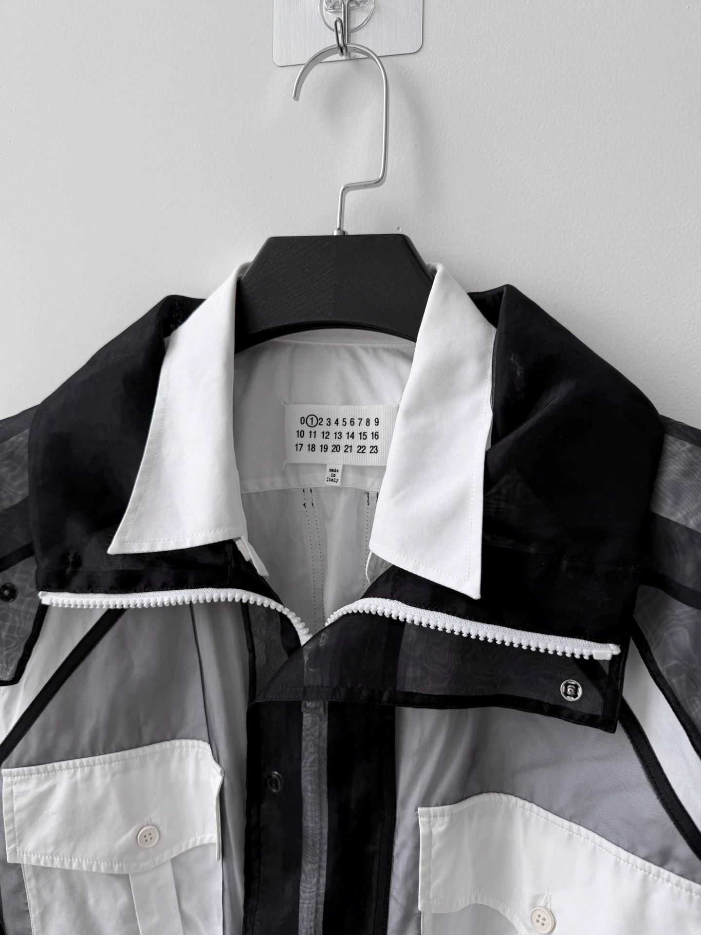 Maison Margiela Maison Margiela S/S19 Organza Double-Layer Shirt B&W 40 Size S / US 4 / IT 40 - 4 Thumbnail