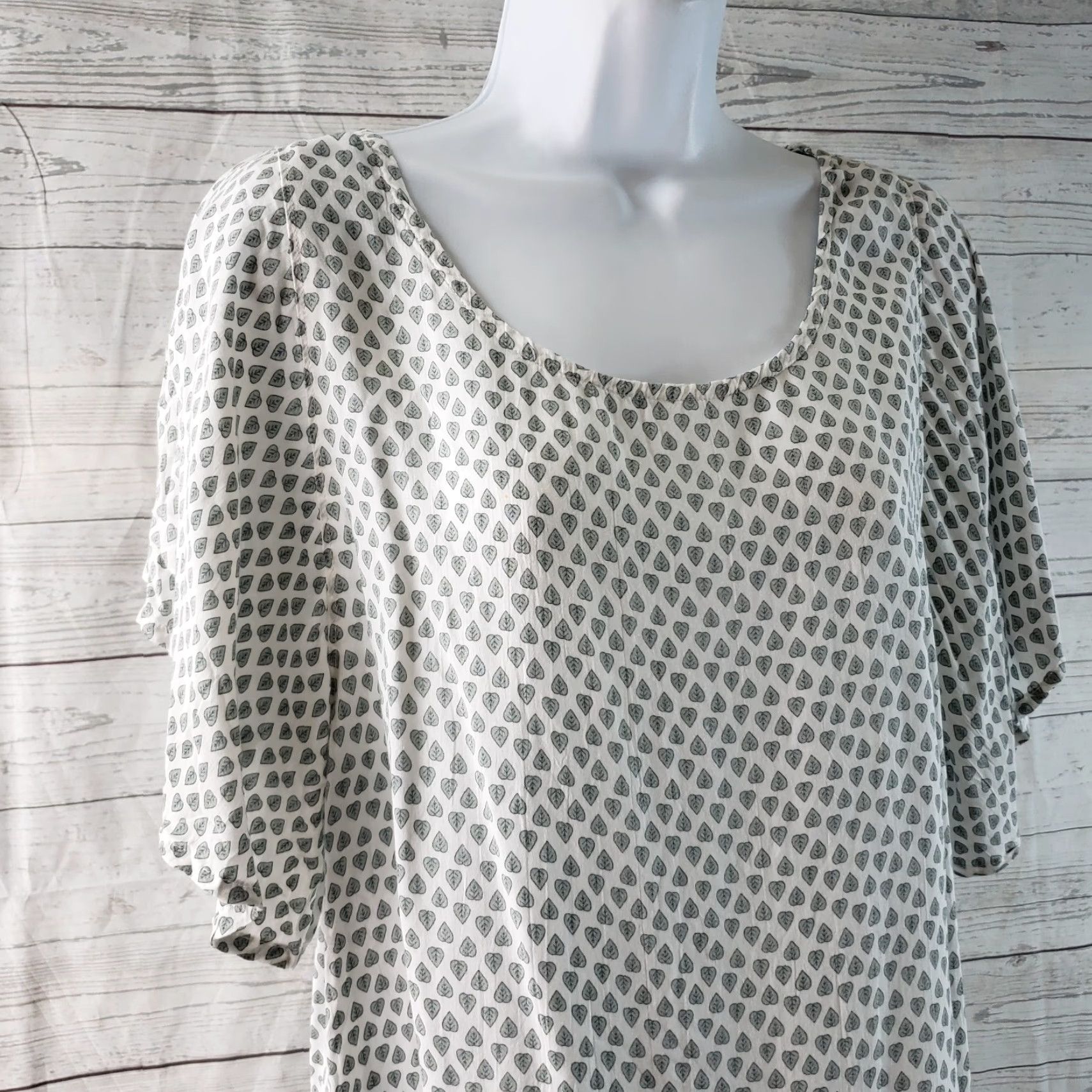 Prana Prana Womens Emmi Printed Top Sz Small White Green Leaf Print Scoop Neck Size S / US 4 / IT 40 - 2 Thumbnail