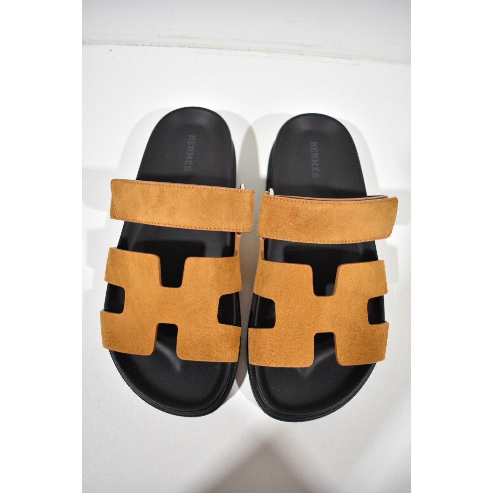 Hermes Hermes Chypre Sandal Black Naturel Gold Suede H Logo Size US 8 / IT 38 - 6 Thumbnail