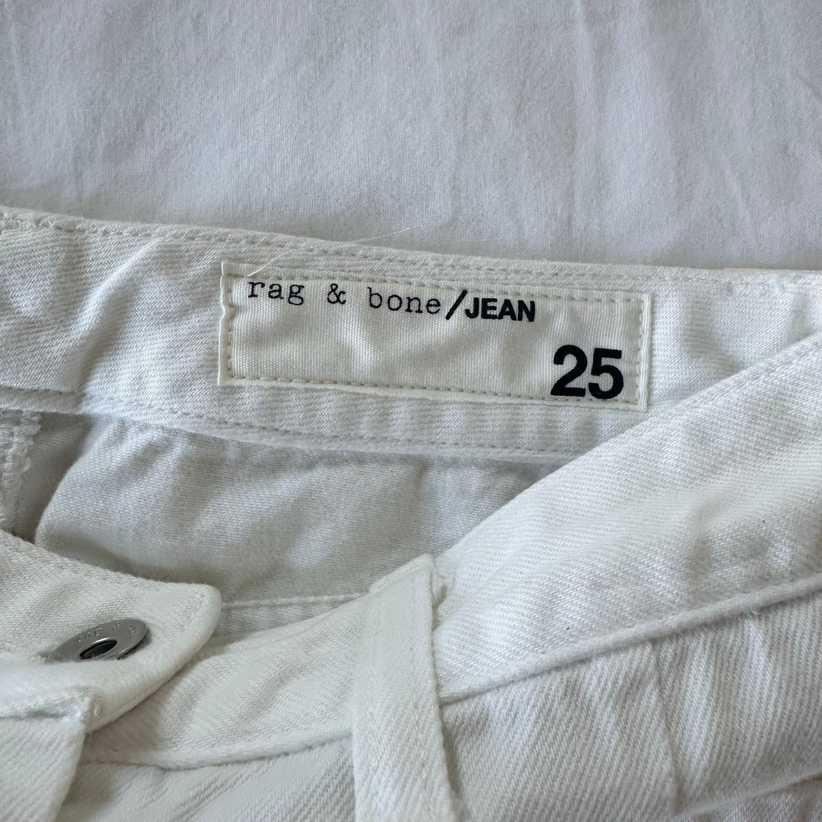 Rag & Bone Rag and Bone White Denim Mini Skirt Size 25 Size 25" / US 0 / IT 36 - 3 Thumbnail