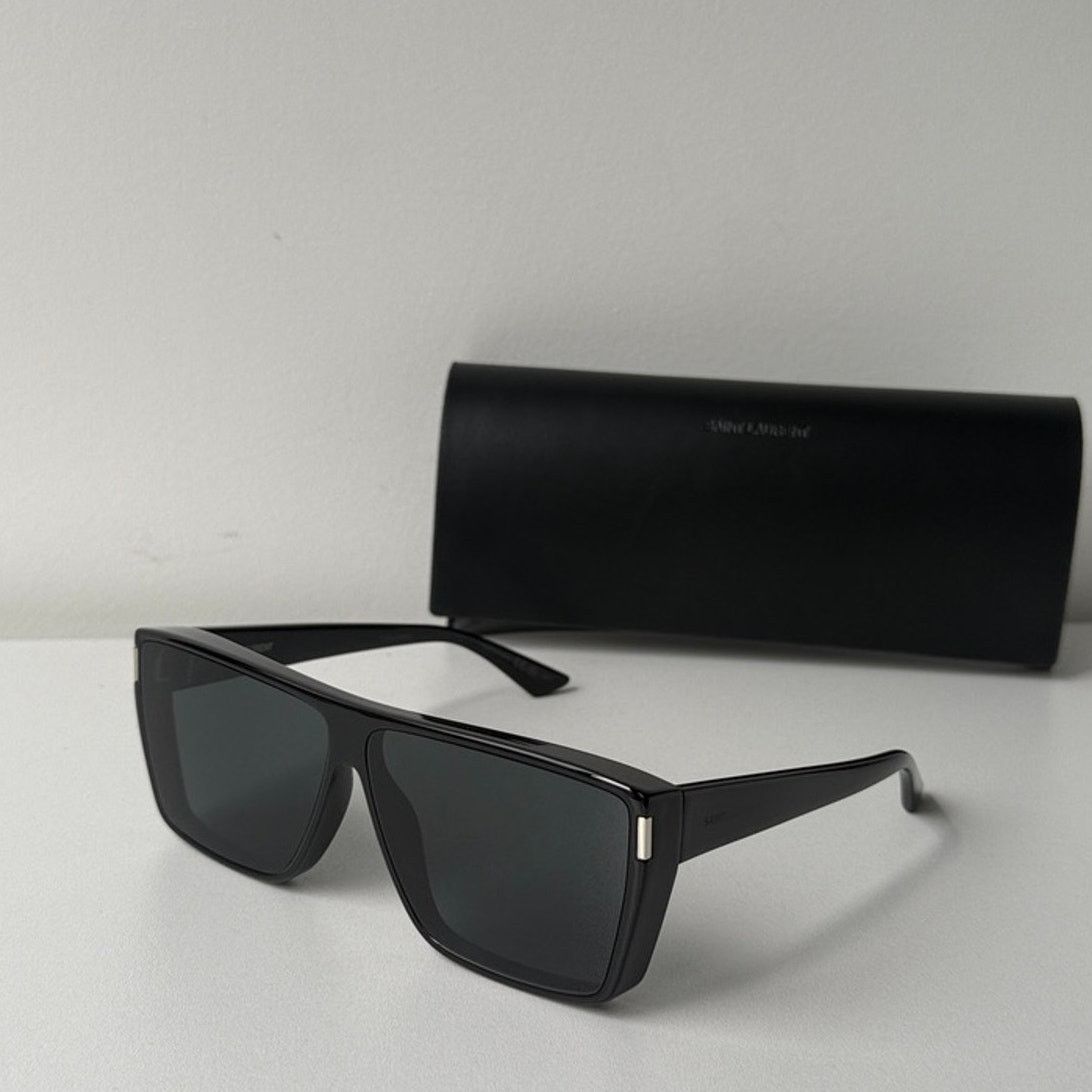 NEW Saint Laurent SL806 Wrap Oversized Black Sunglasses SL 806 shield sunglasses in black - Saint Laurent | Mytheresa main image 4