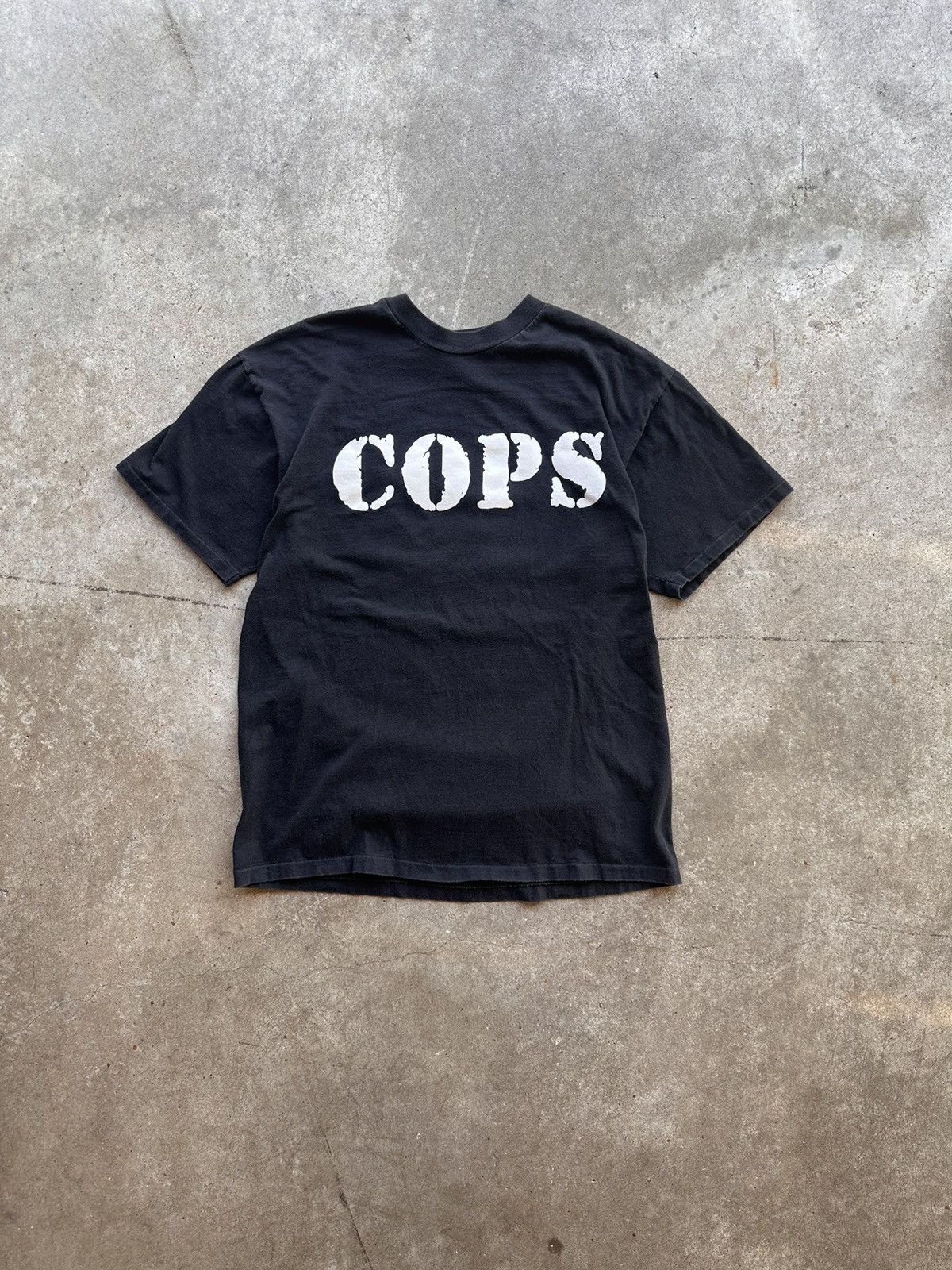 Vintage 90s Cops ‘Bad Boys’ Tshirt Size US L / EU 52-54 / 3 - 1 Thumbnail