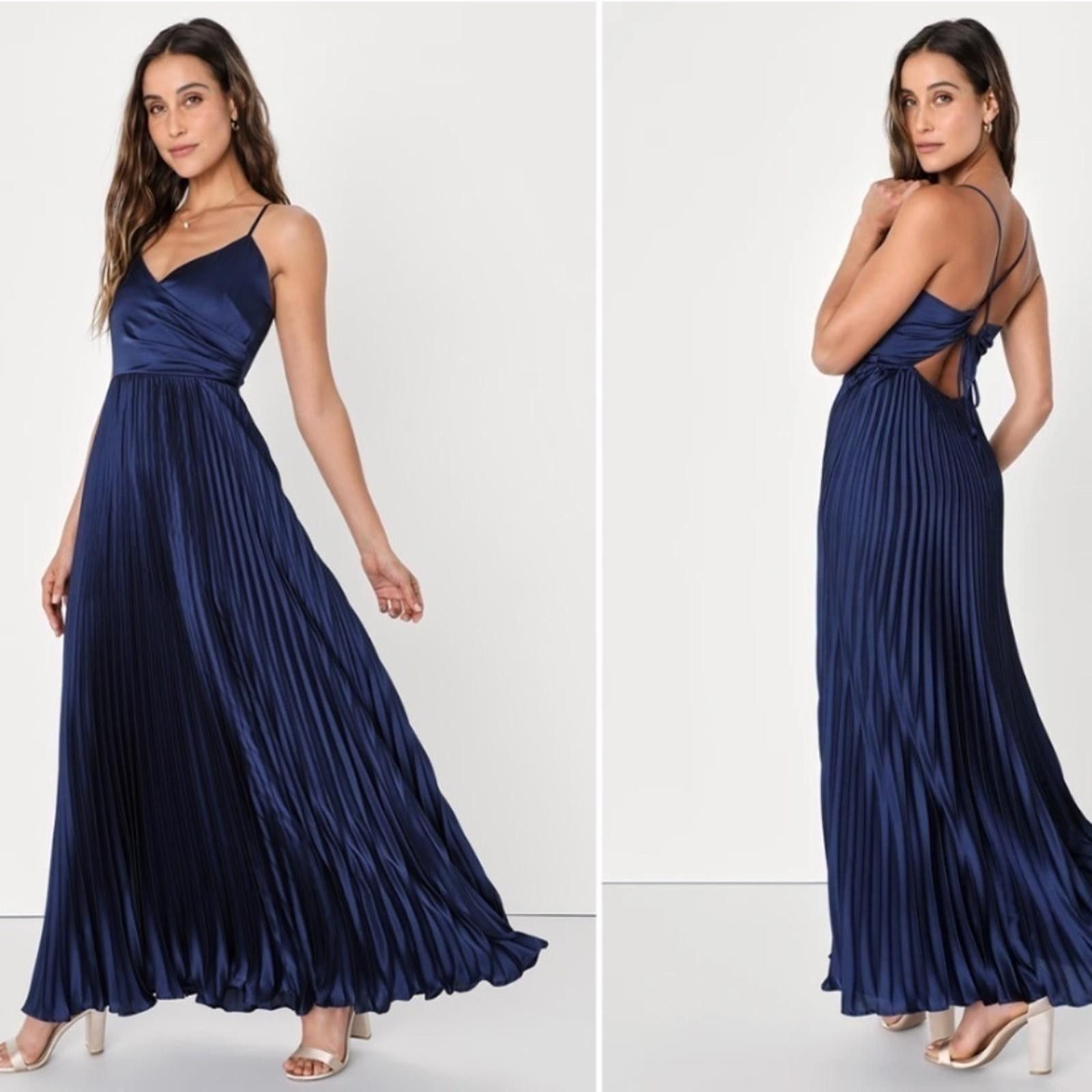 Lulus LULUS Prom Wedding Bridesmaid Sexy Elegant Pleated Maxi Size XL / US 12-14 / IT 48-50 - 1 Thumbnail