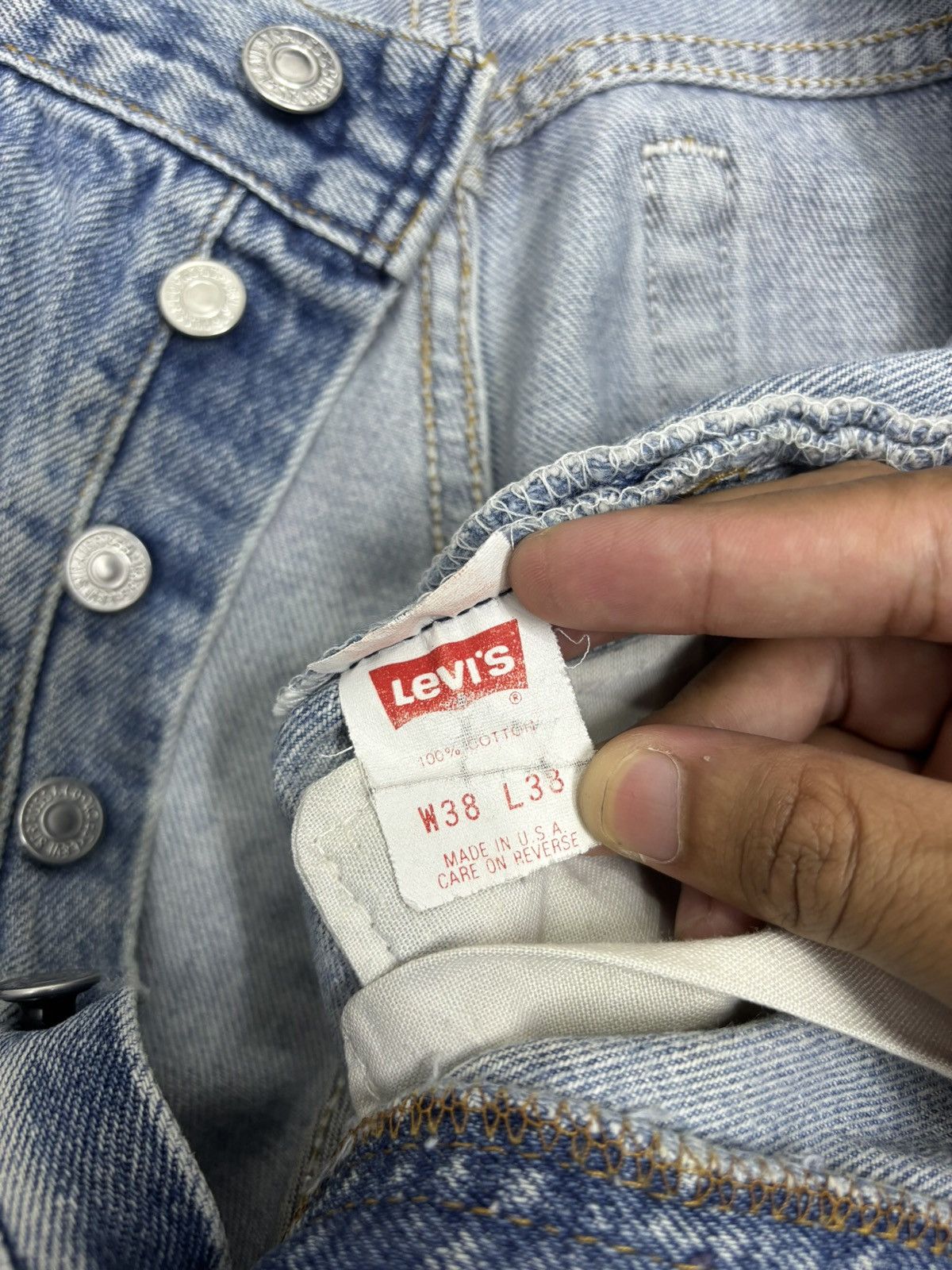 Levi's VINTAGE LEVIS 501 BUTTON 522 THRASHED DISTRESSED DENIM JEAN Size US 36 / EU 52 - 13 Thumbnail