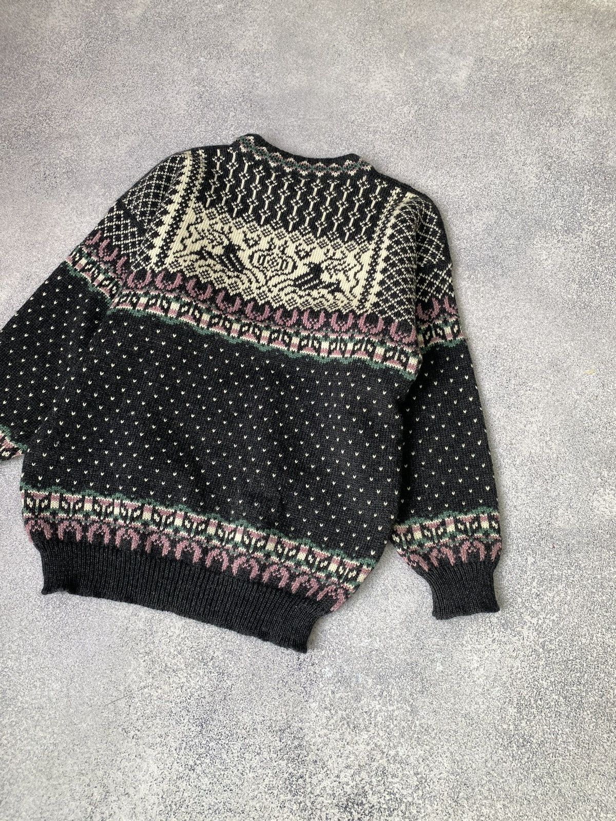 Dale Of Norway × Vintage Vintage DALE OF NORWAY Deer Fair Isle Wool Knit Ski Sweater Size US L / EU 52-54 / 3 - 11 Thumbnail