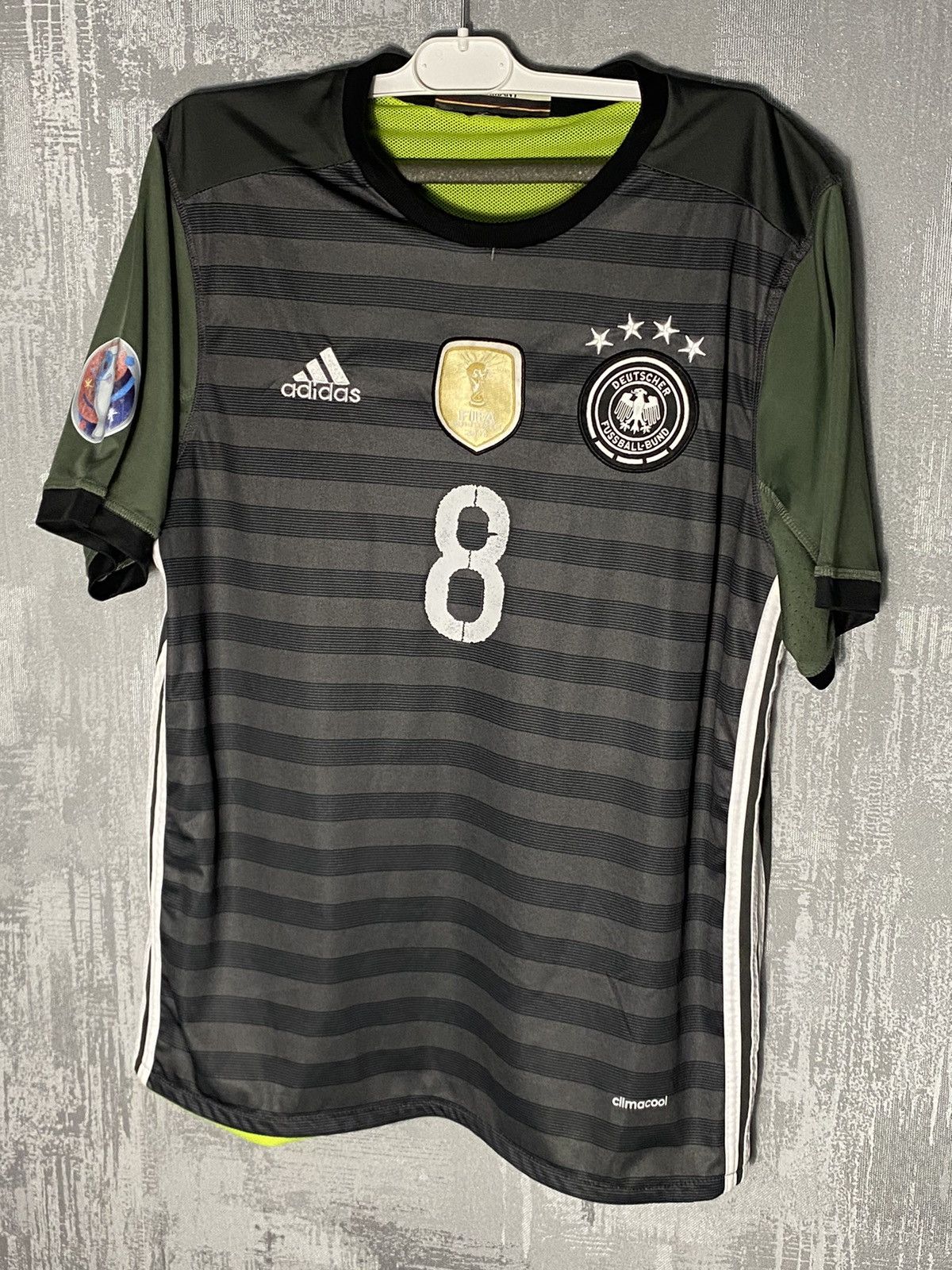 Adidas Vintage Germany Adidas Soccer Jersey FIFA 8 Ozil Size US L / EU 52-54 / 3 - 1 Thumbnail