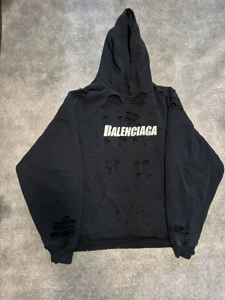 Balenciaga Balenciaga Black old hooded sweater with holes. Size US L / EU 52-54 / 3 - 1 Thumbnail