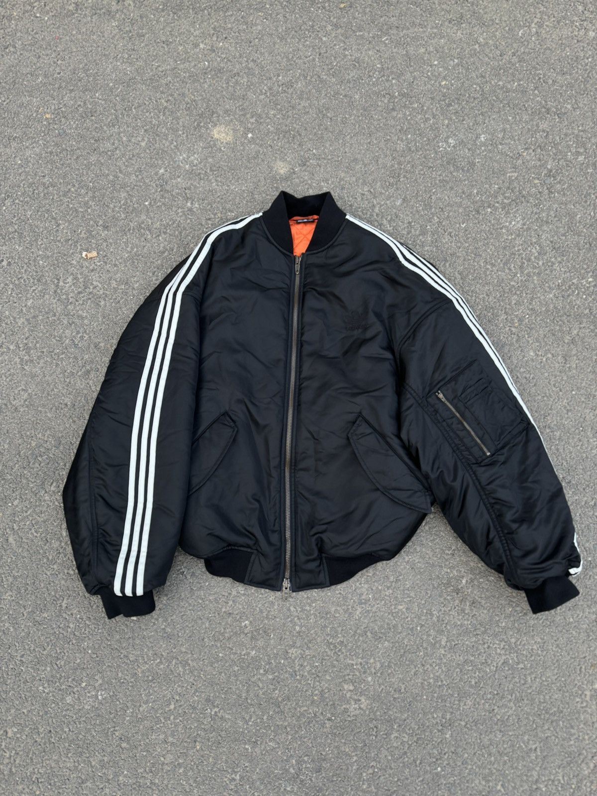 Balenciaga Balenciaga Adidas Black oversized bomber Sz.46 Size US S / EU 44-46 / 1 - 3 Thumbnail