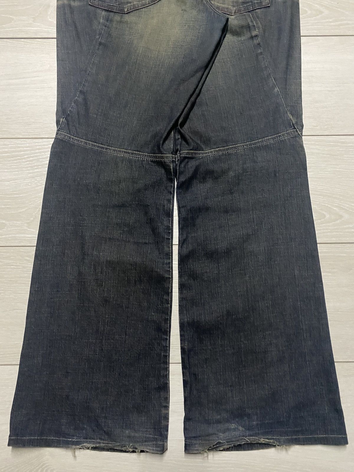 Marithe + Francois Girbaud Marithe Francois Girboud Mud Wash Whisker Super Baggy Size US 34 / EU 50 - 6 Thumbnail
