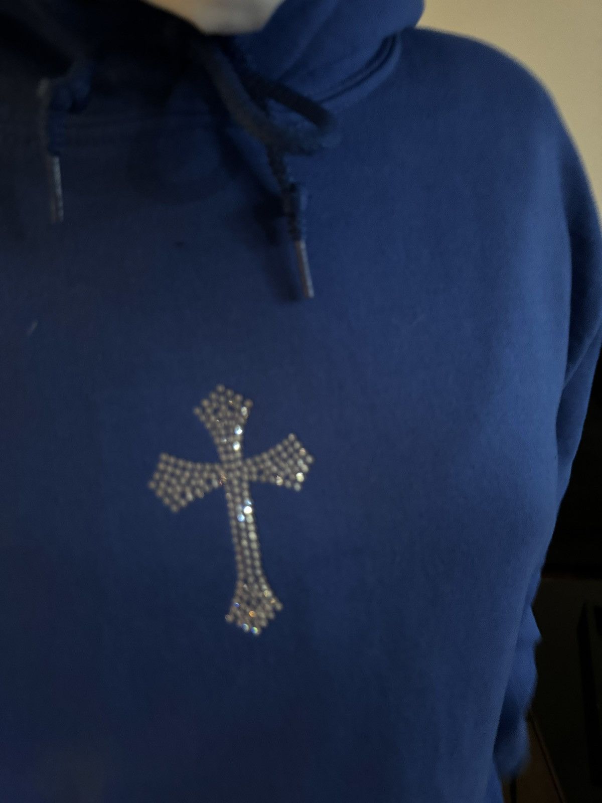Vintage Rhinestones Cross Vintage Hoodie Size US XXL / EU 58 / 5 - 7 Thumbnail