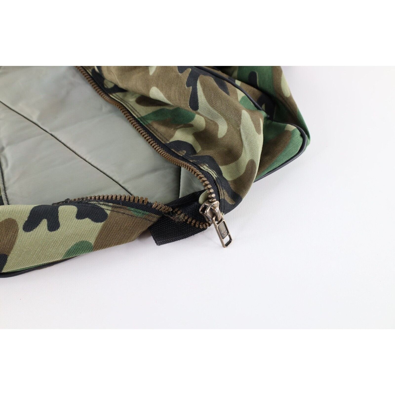 Vintage Vintage 90s Winchester Distressed Handled Camouflage Bag Size ONE SIZE - 9 Thumbnail