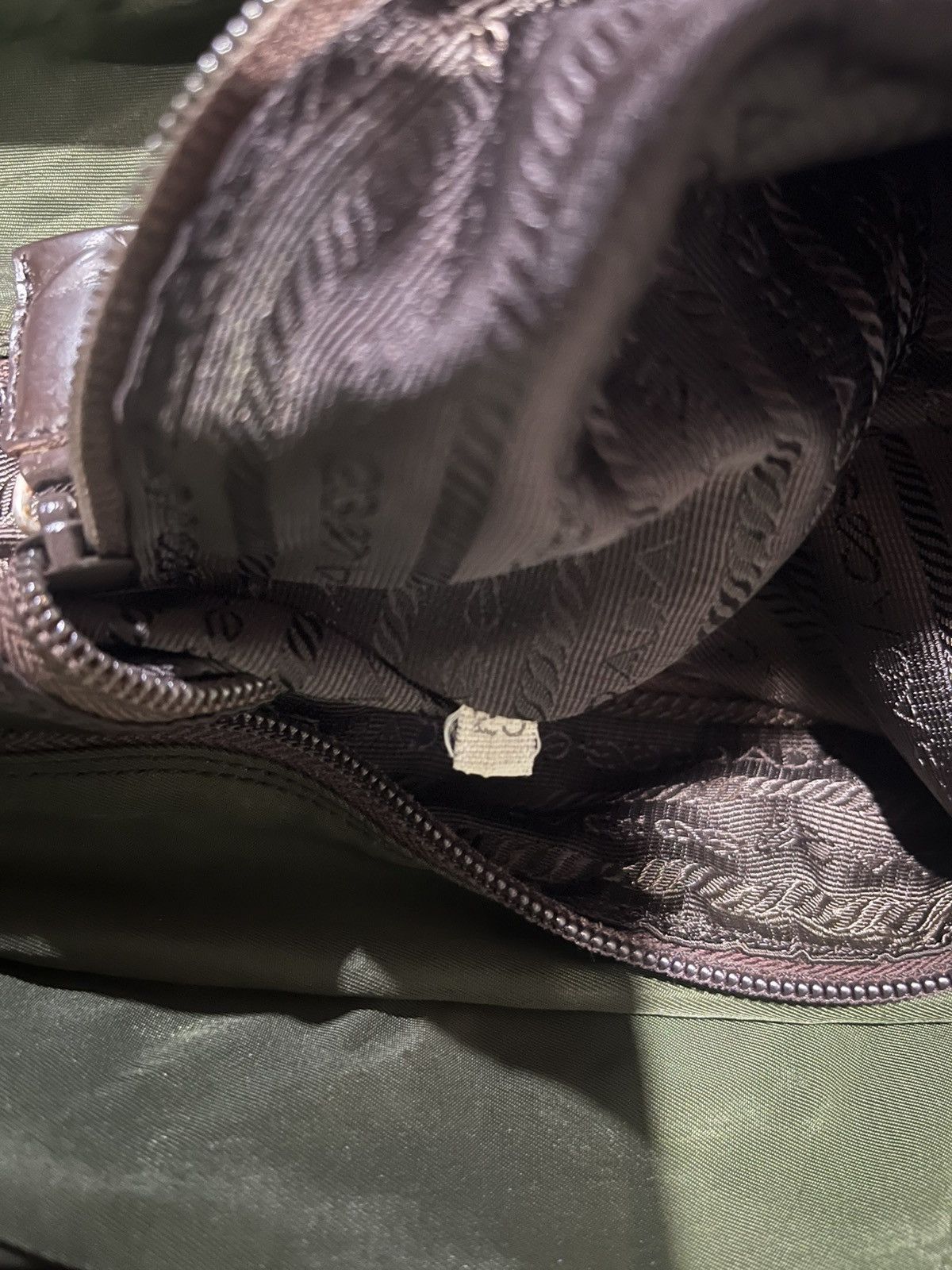 Prada Authentic Vintage PRADA Tessuto Massenger Bag Size ONE SIZE - 11 Thumbnail