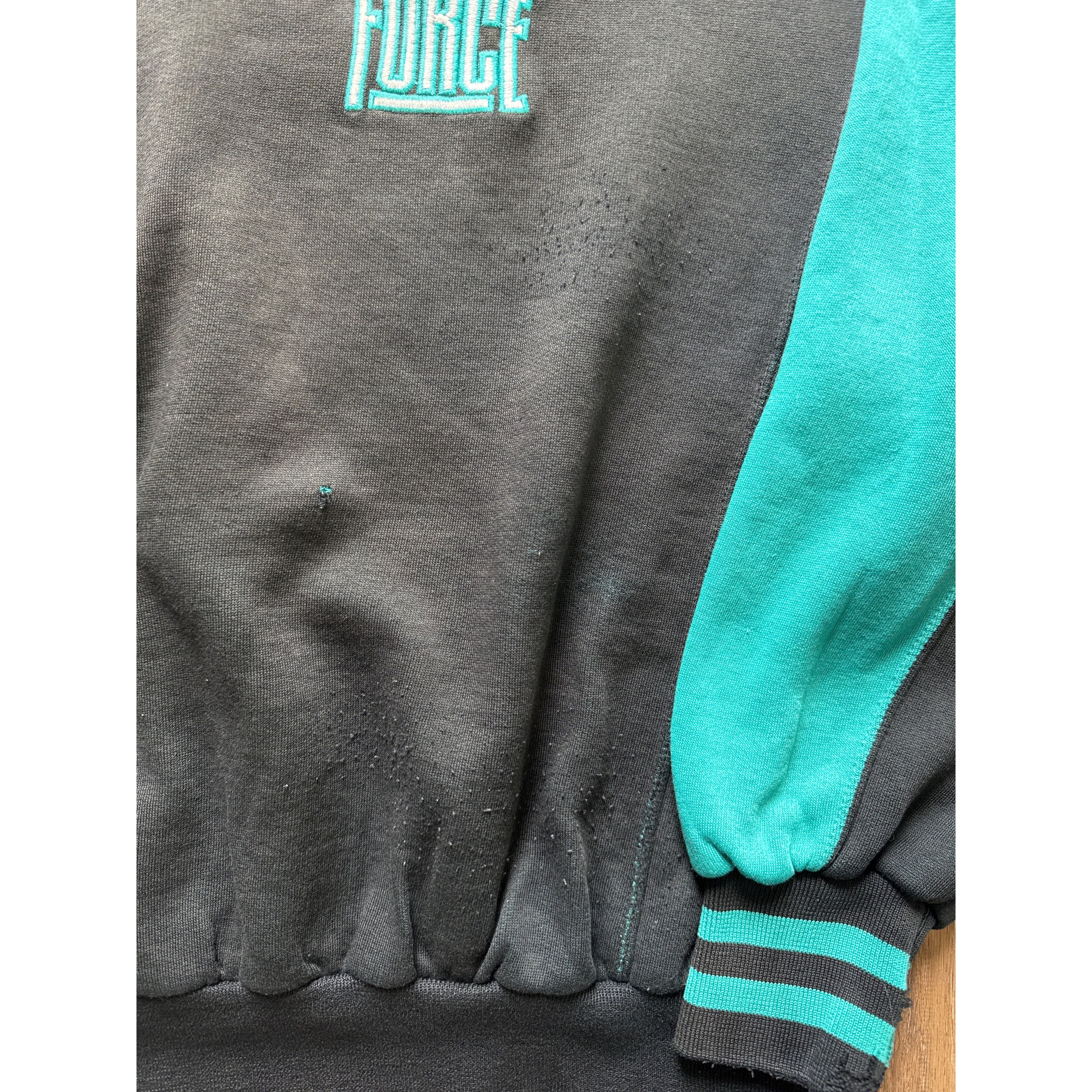 Nike Vintage 80s Nike Air Force Sweatshirt Size US L / EU 52-54 / 3 - 4 Thumbnail